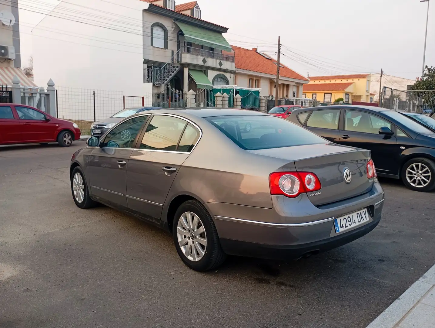 Volkswagen Passat 2.0TDI Trendline - 2