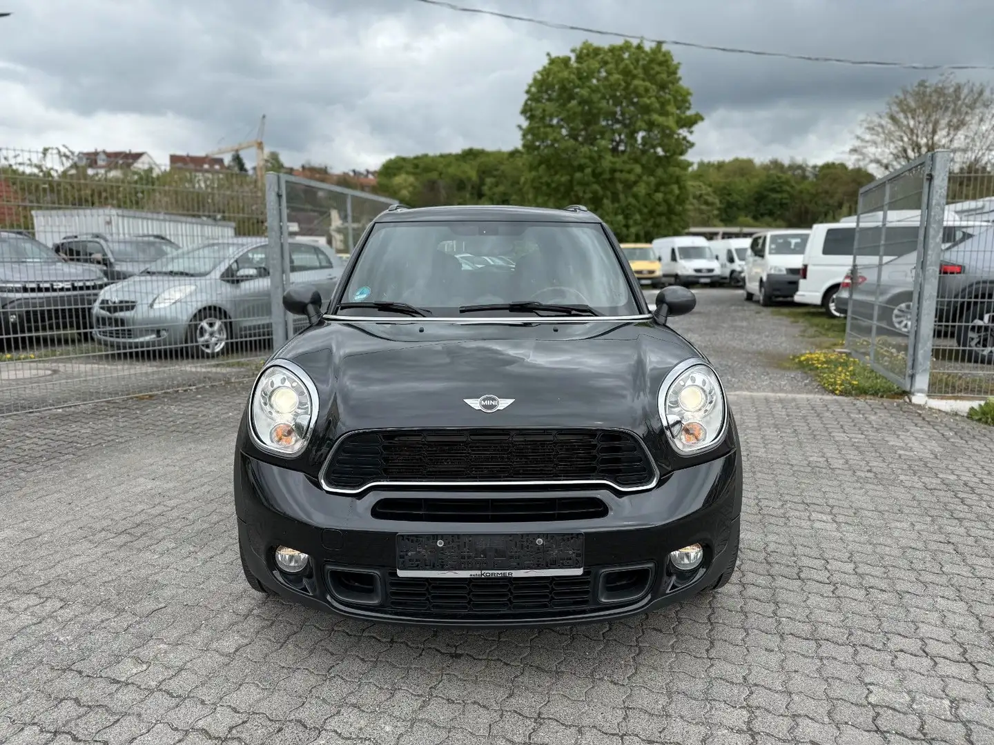MINI Cooper S Countryman All4 Leder H/K Automatik Nav Schwarz - 2