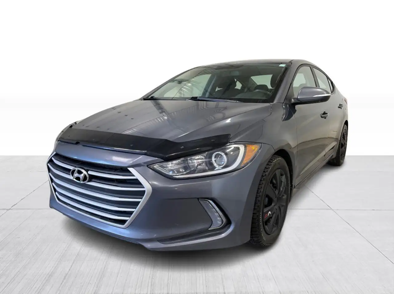 Hyundai ELANTRA снимка Hyundai ELANTRA