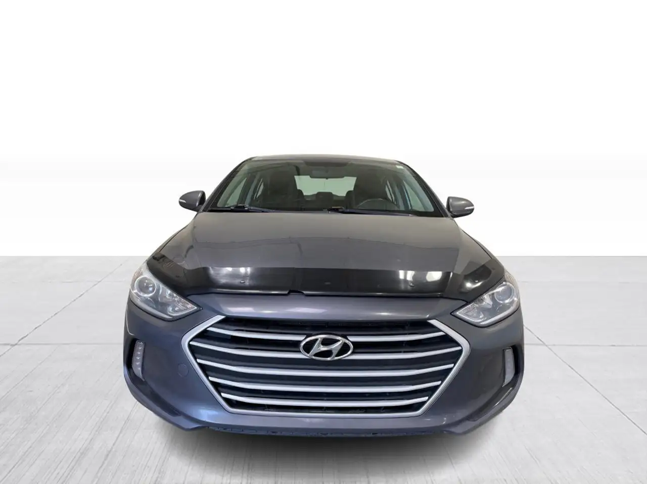 Hyundai ELANTRA снимка Hyundai ELANTRA