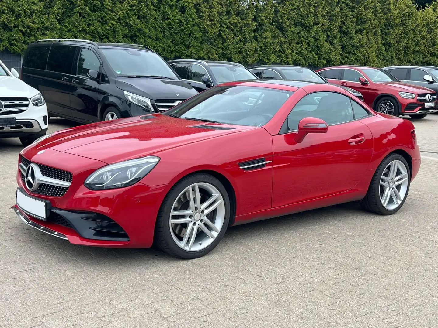Mercedes-Benz SLC 200 SLC200 AMG LINE 9G-TR-PANODACH-R.CAM-TOTWINK-LED Rouge - 1