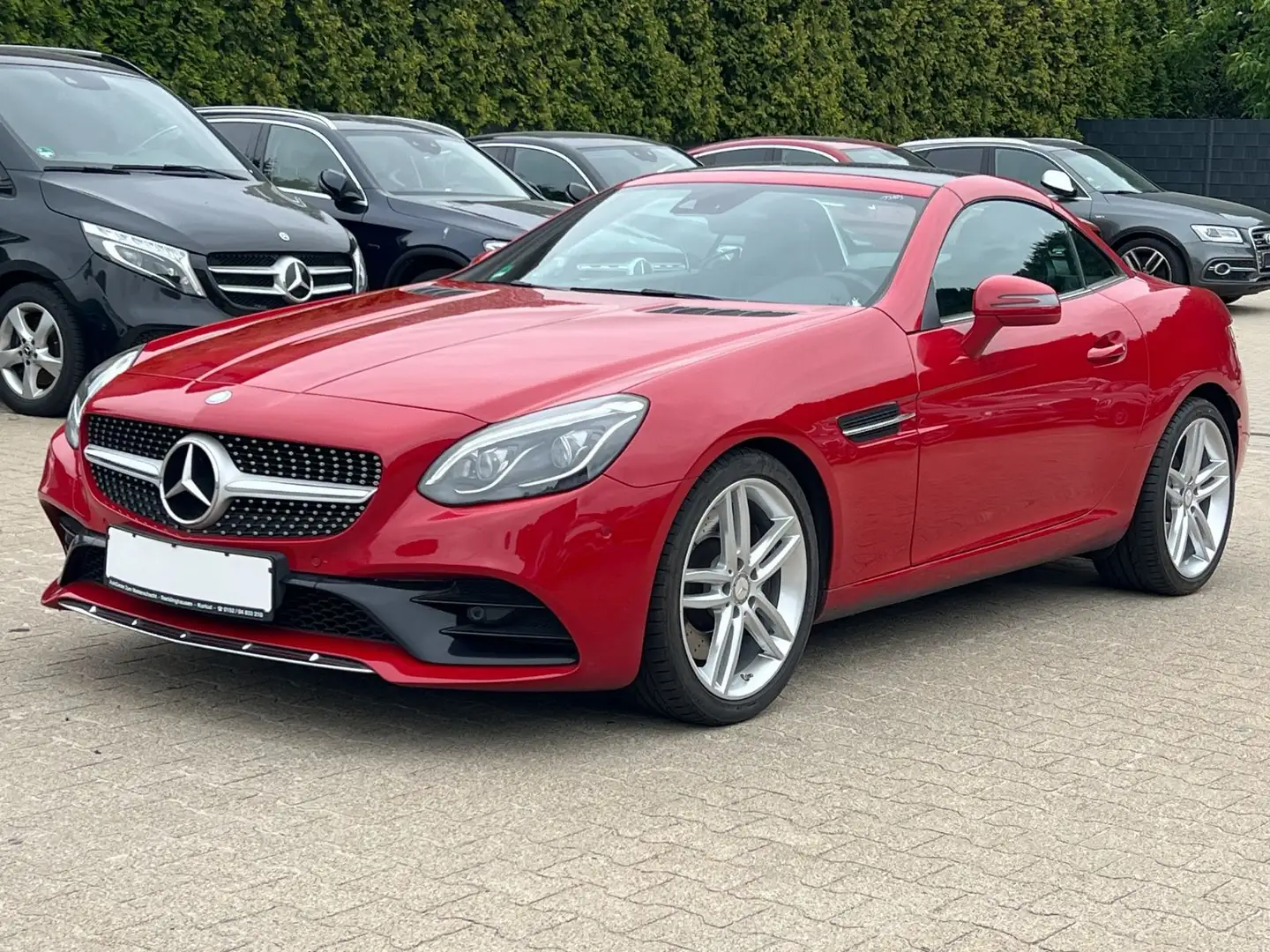 Mercedes-Benz SLC 200 SLC200 AMG LINE 9G-TR-PANODACH-R.CAM-TOTWINK-LED Rouge - 2