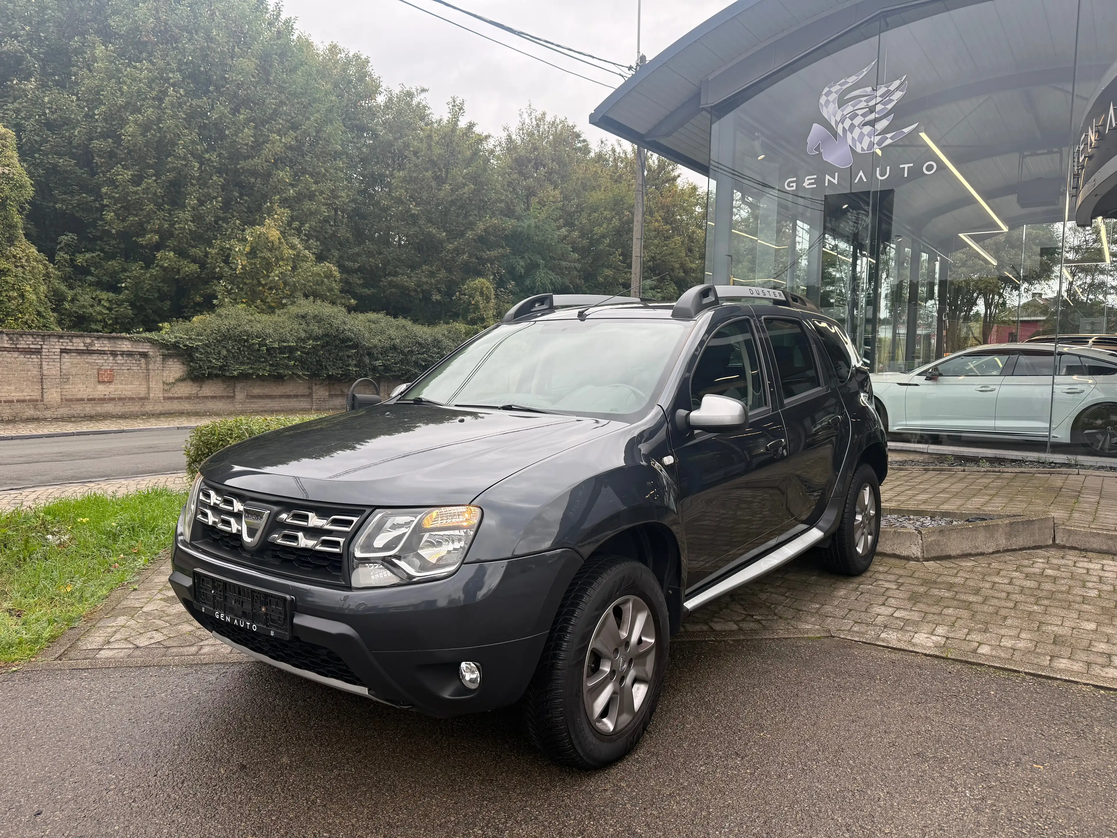Dacia Duster 1.5 dCi 4x4 Laureate GPS Bluetooth Cruise Control Airco * 12 MOIS GARANTIE * — photo 3