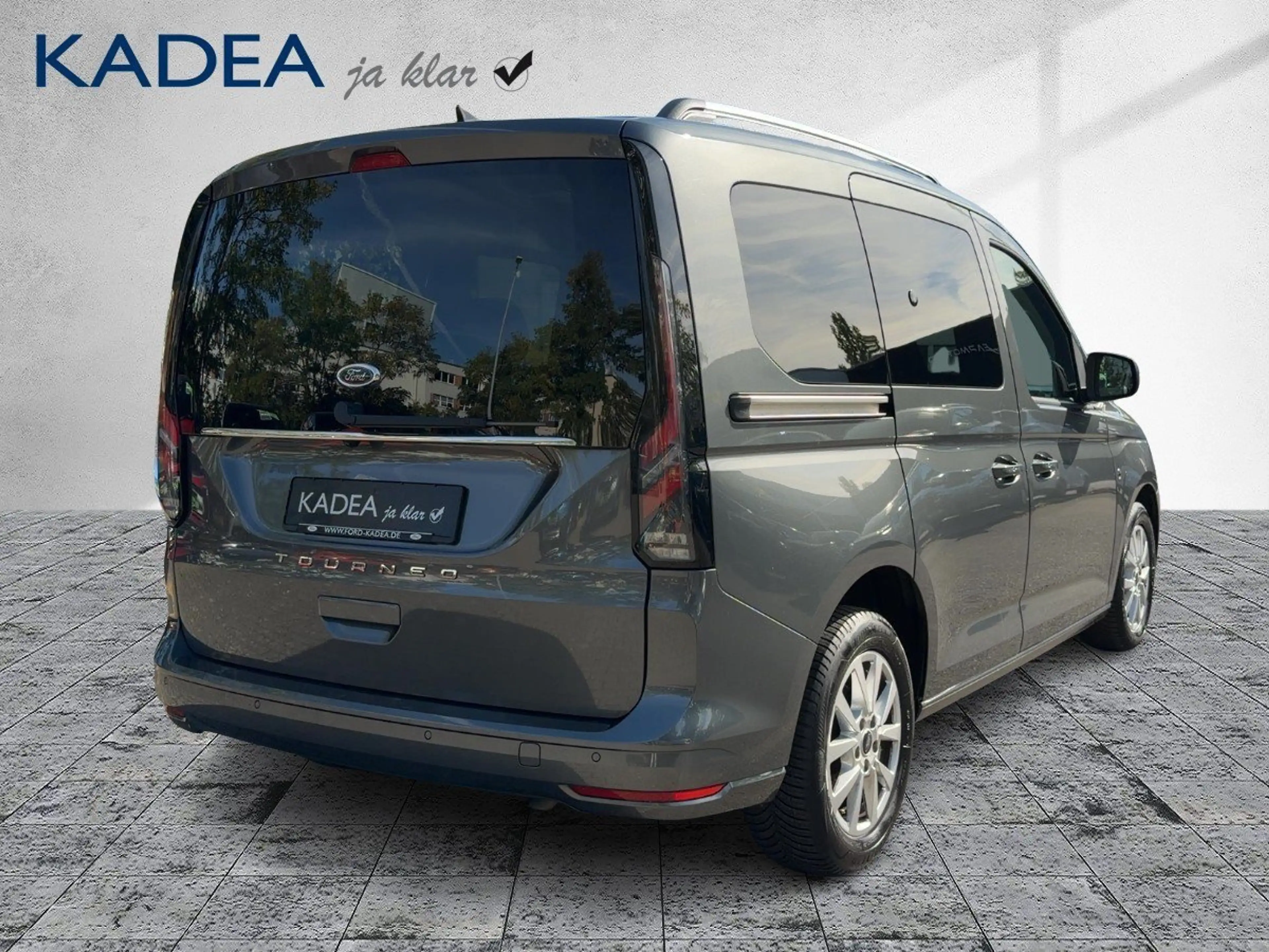 Ford Tourneo Connect 1.5 Titanium Navi+Sitzhz+ACC — photo 4