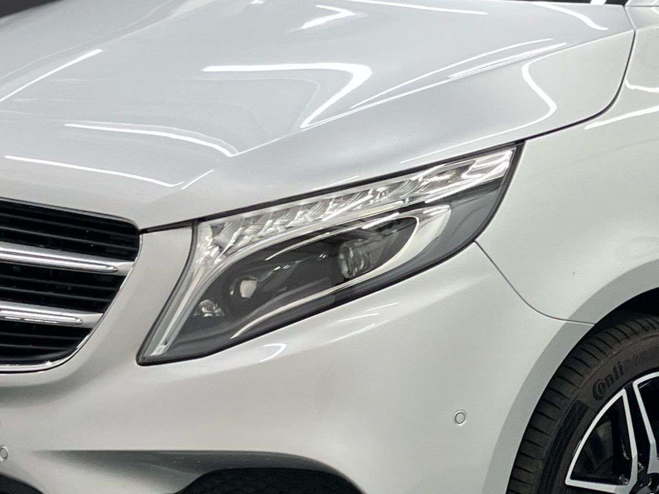 Mercedes-Benz V 250