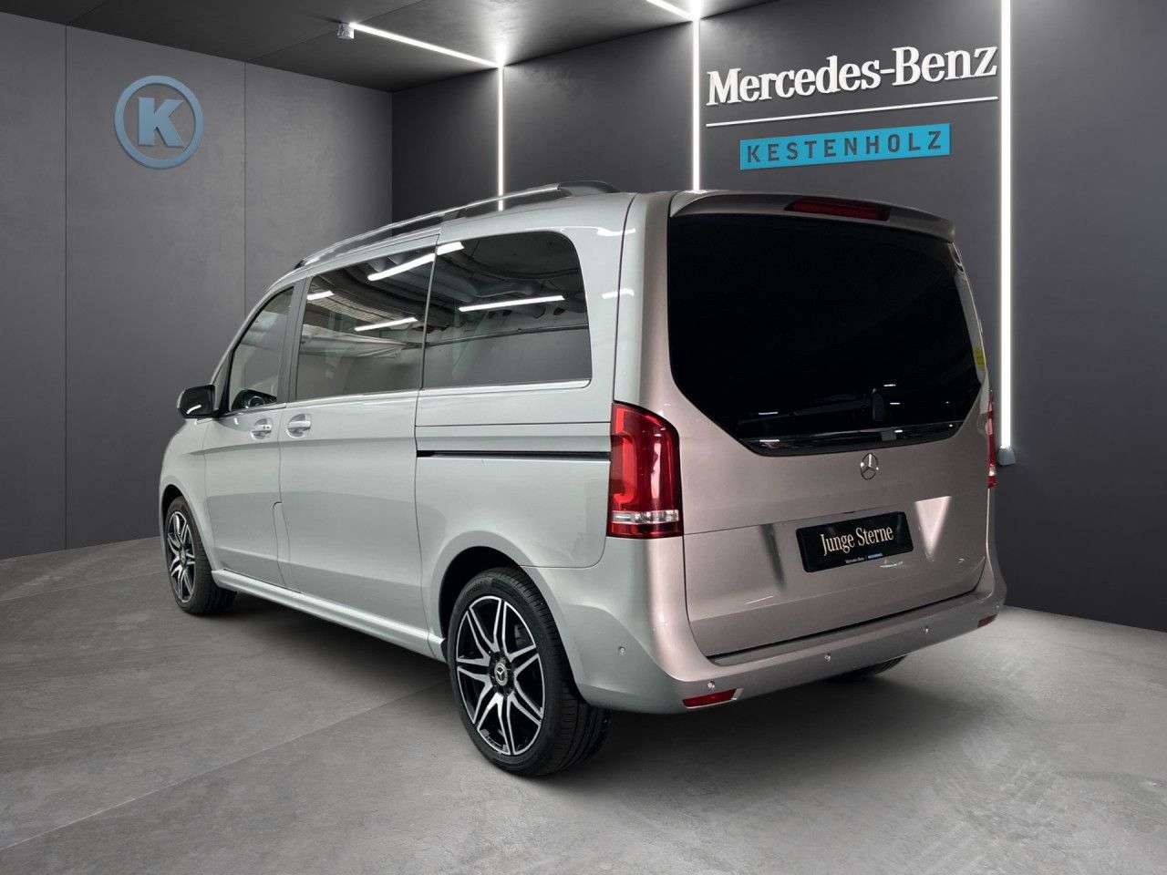 Mercedes-Benz V 250