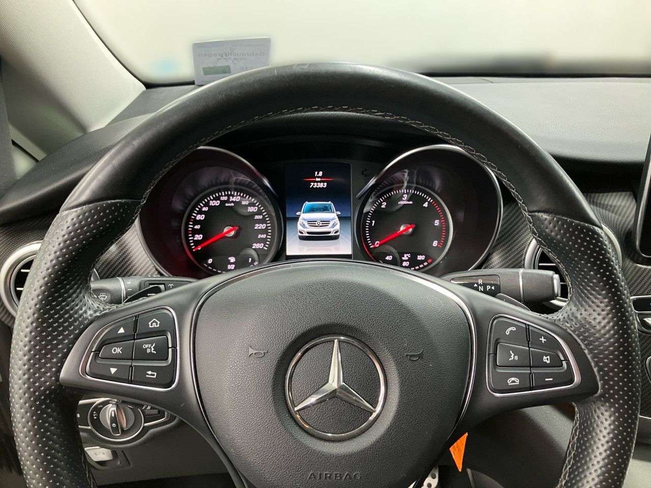 Mercedes-Benz V 250