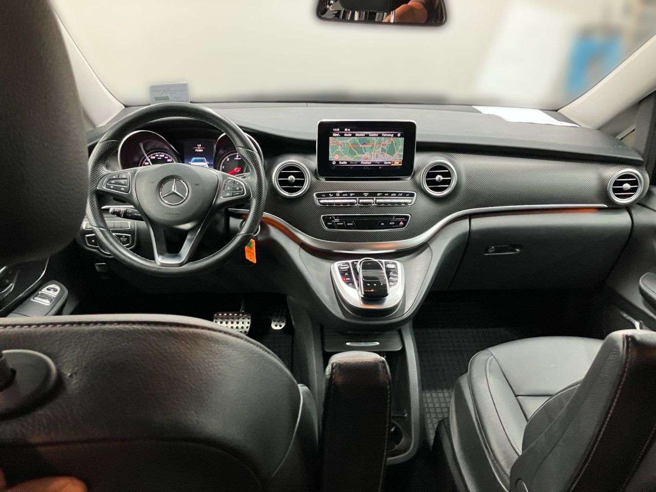 Mercedes-Benz V 250