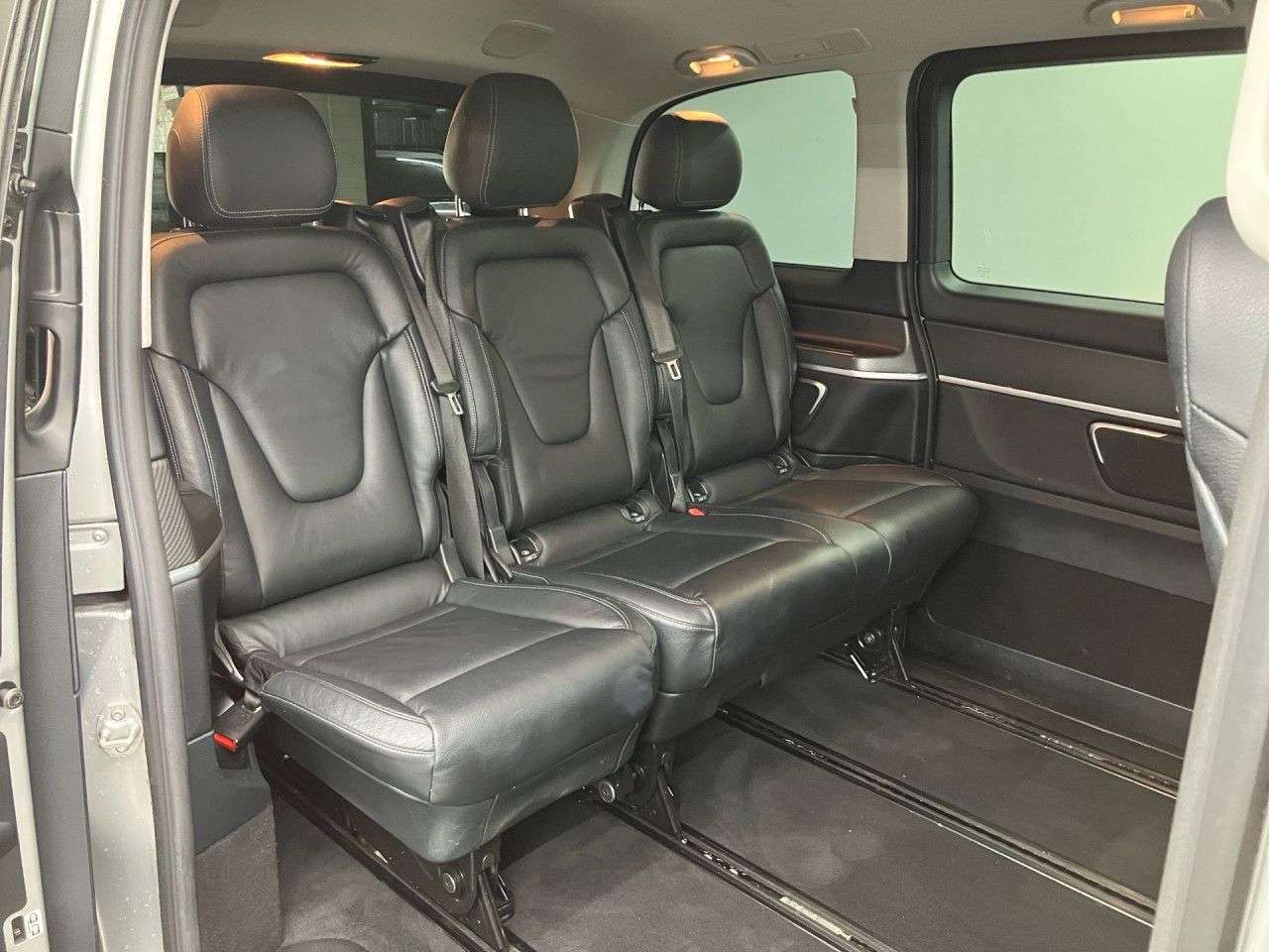 Mercedes-Benz V 250