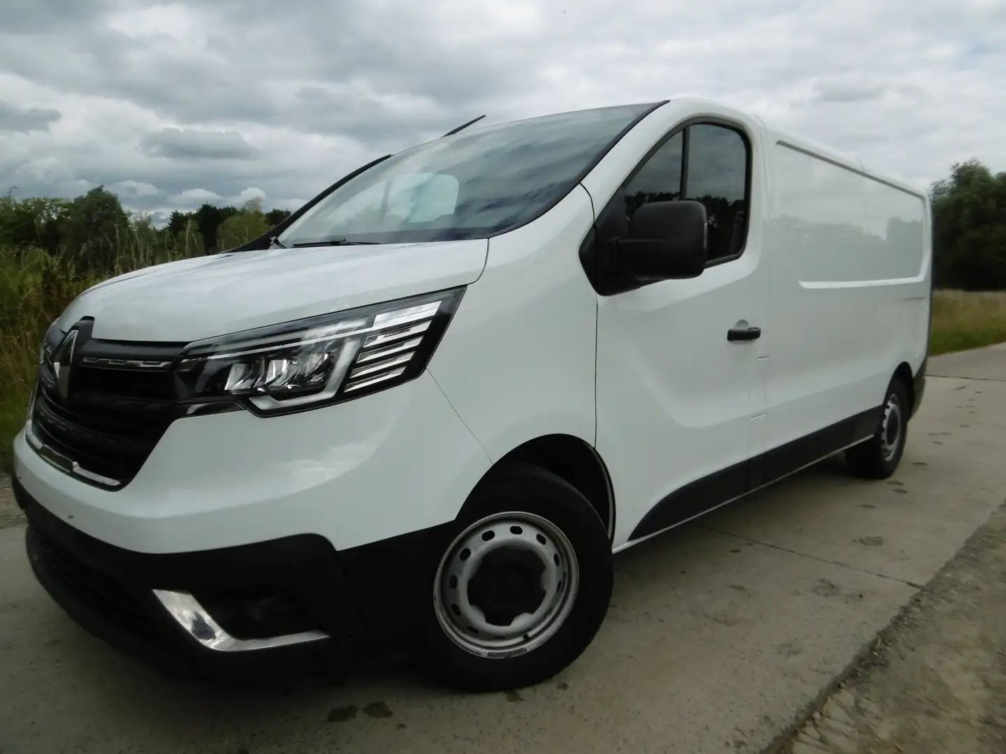 Renault Trafic 2.0d Blue dCi automaat full option netto 19500eu Wit - 2