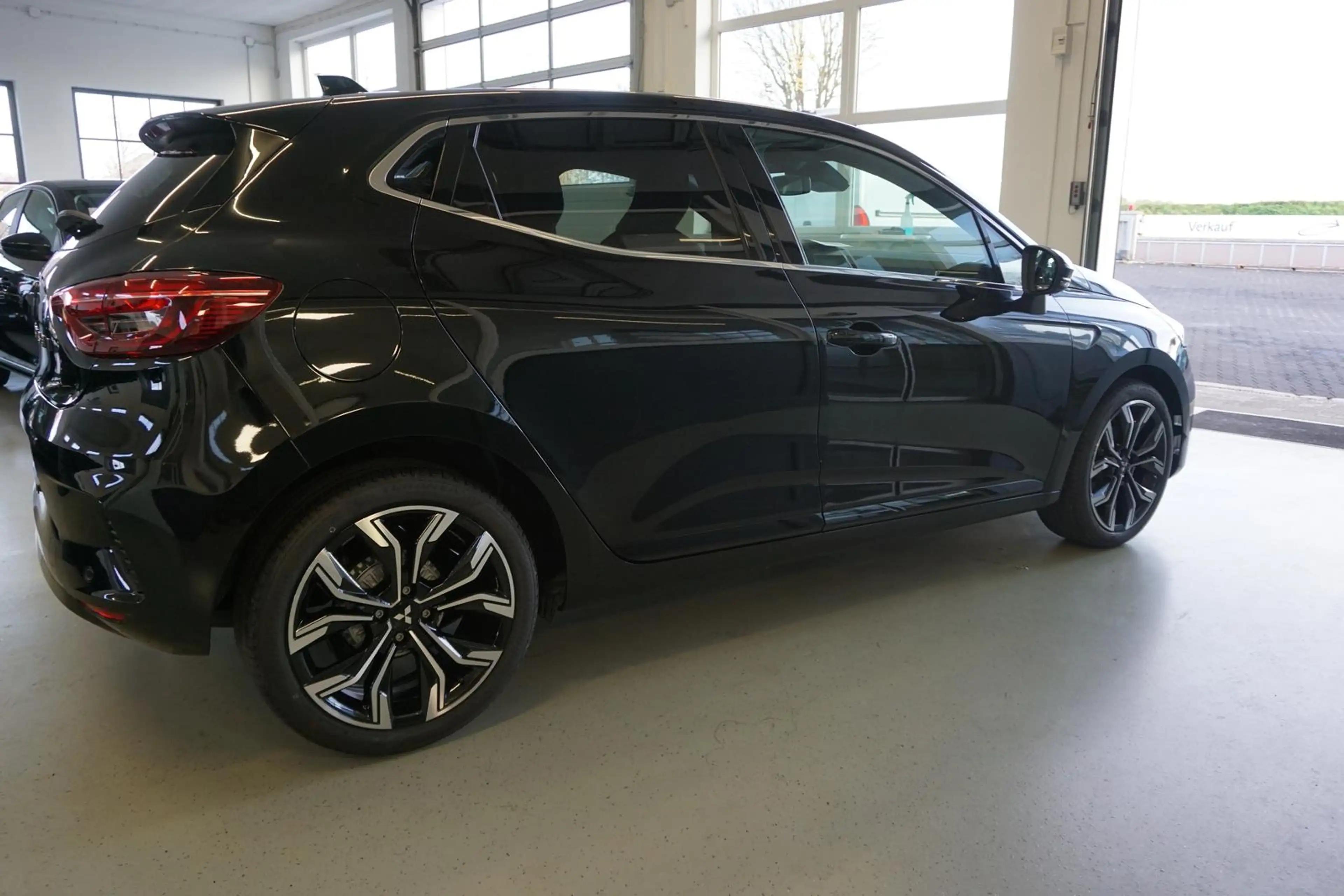 Mitsubishi Colt Intense StyleCold *1.0 MPI*LED*SHZ*LHZ* — photo 6