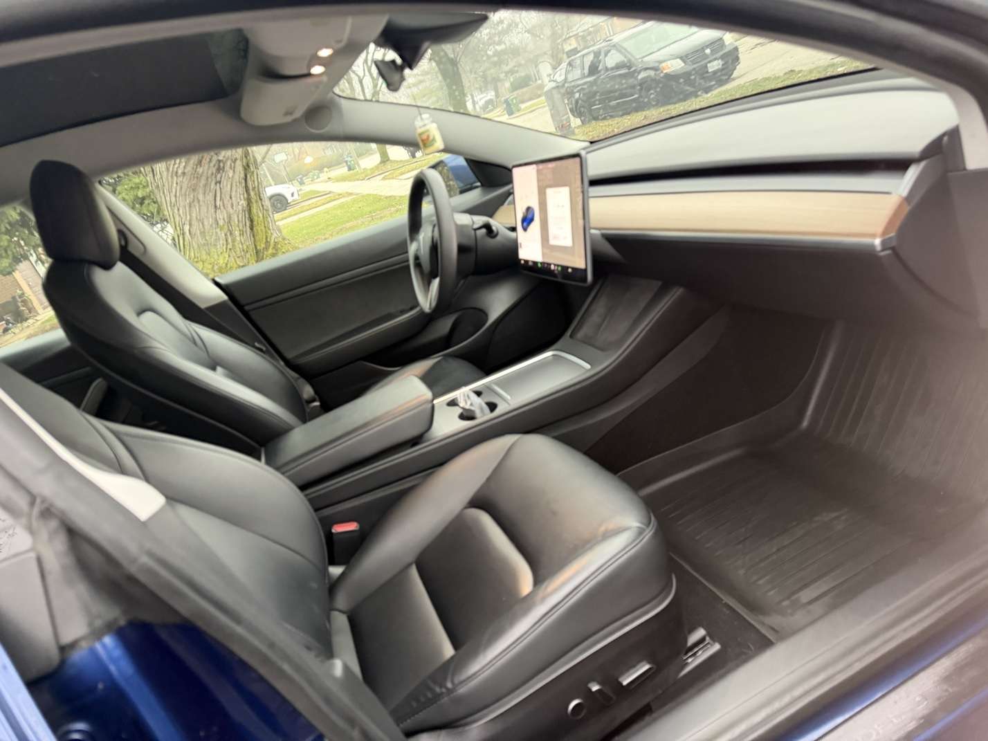 2021 Tesla Model 3 Standard Range Plus RWD alt 5