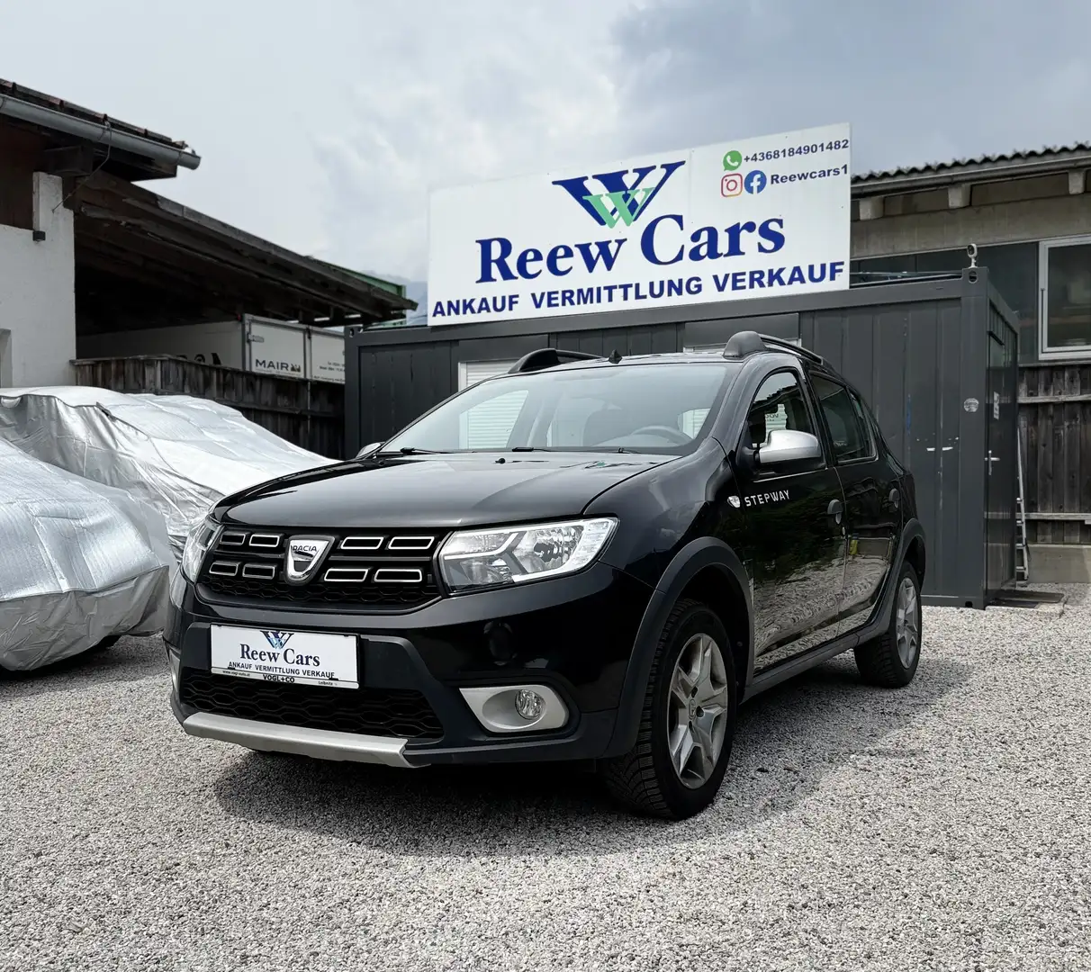 Dacia Sandero Stepway Prestige Schwarz - 1