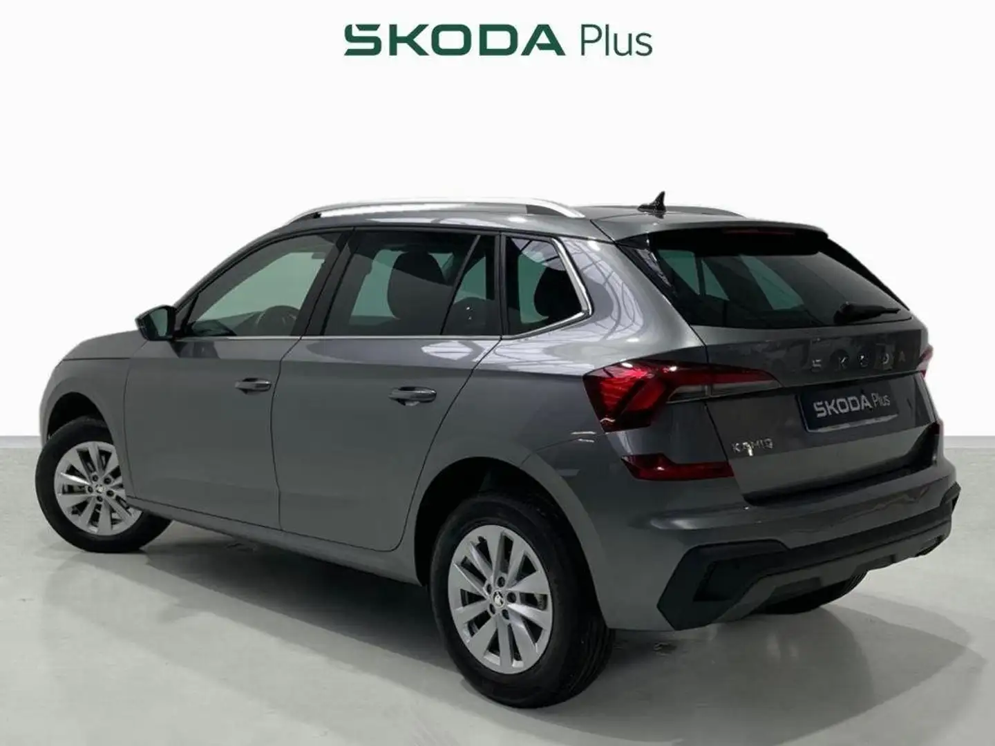 Skoda Kamiq 1.0 TSI Selection DSG7 85kW Gris - 2