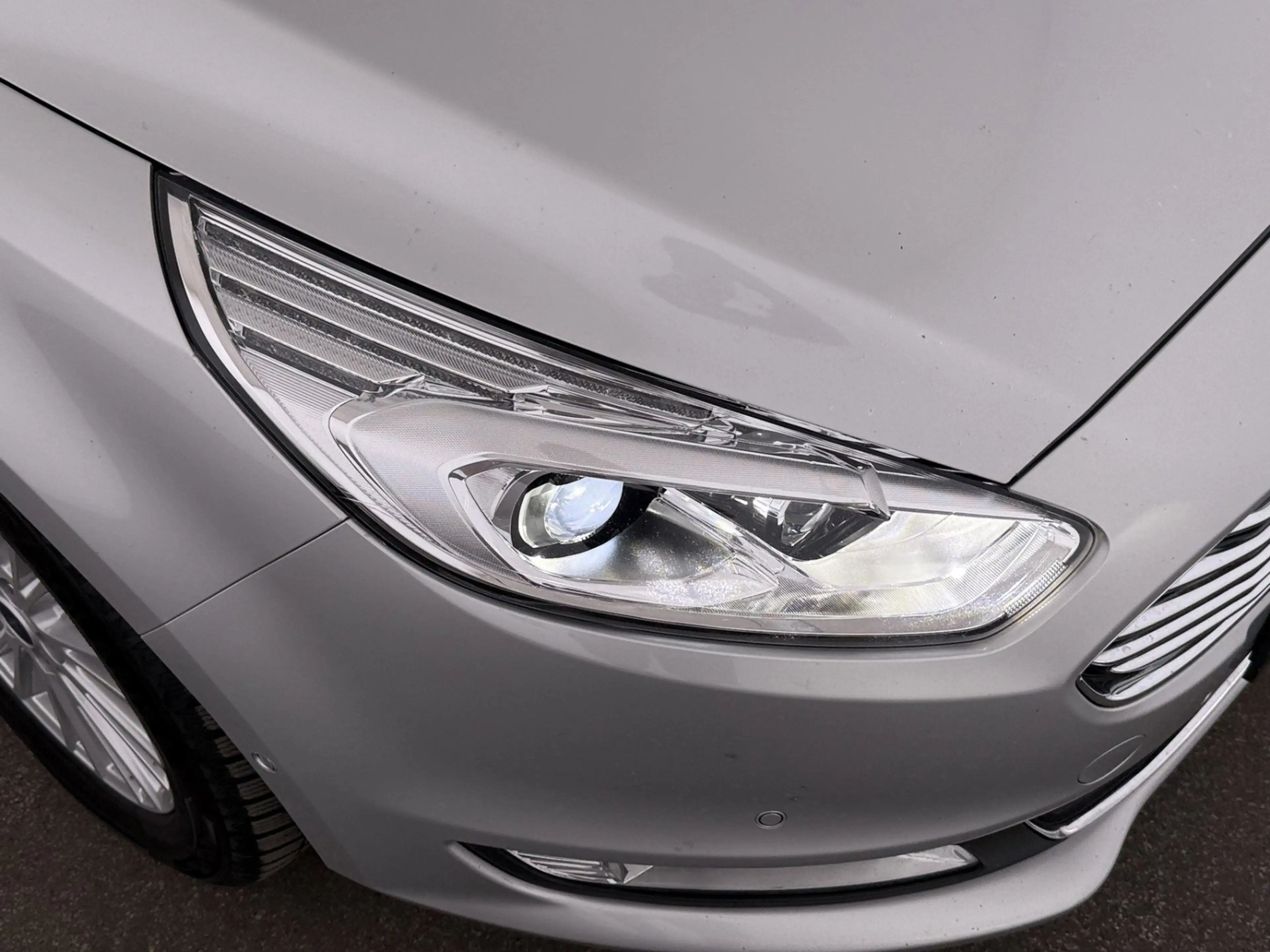 Ford Galaxy 2.0 EcoBlue Titanium Aut LED NAVI SITZHZG — photo 13