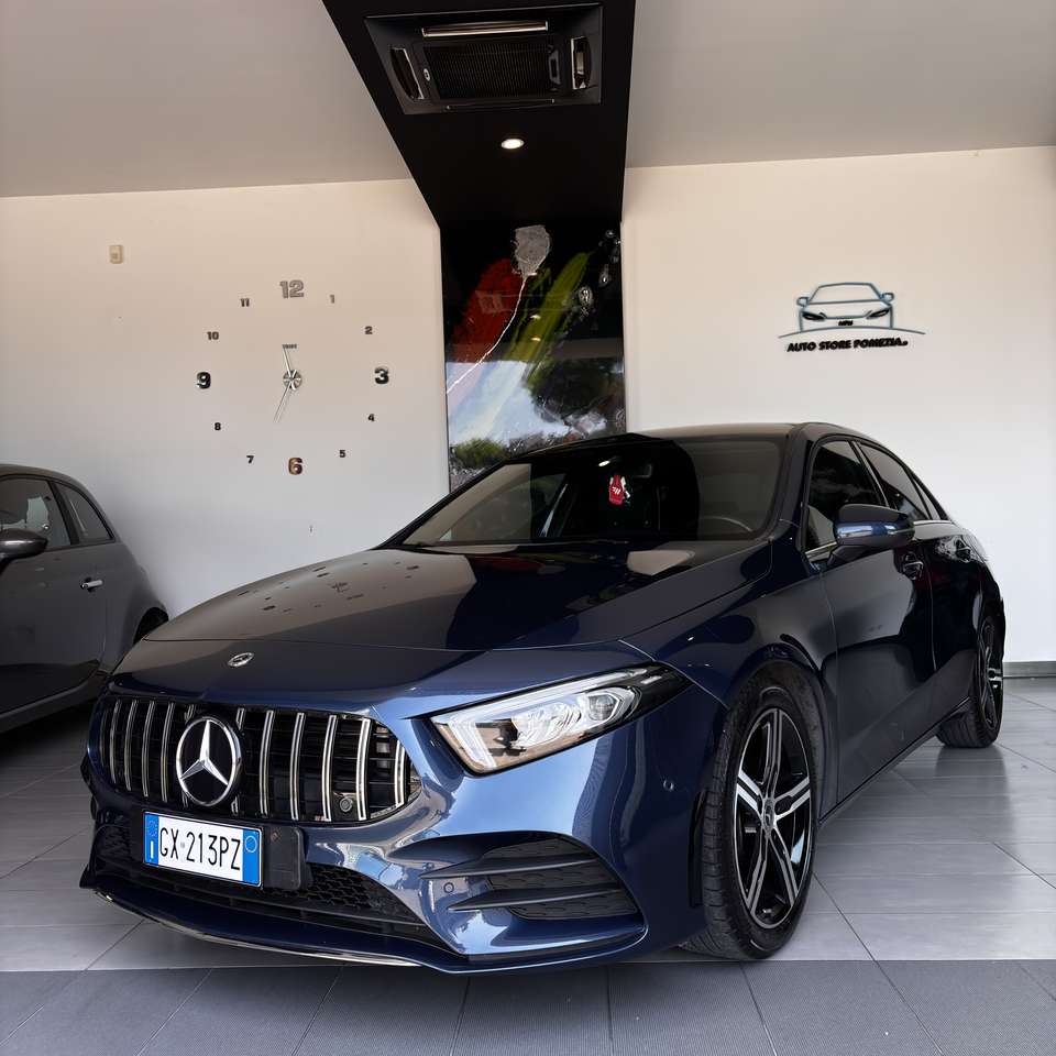 Mercedes-Benz A 180 Sport sedan auto Allestimento A35 AMG
