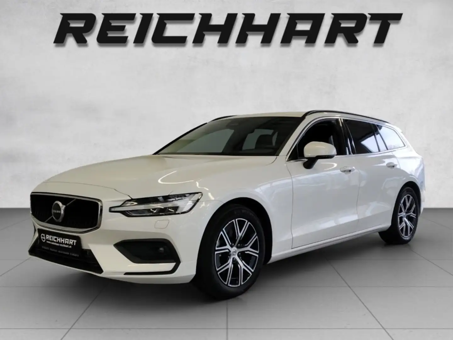 Volvo V60 Core, B4 Mild Hybrid, Benzin Weiß - 1