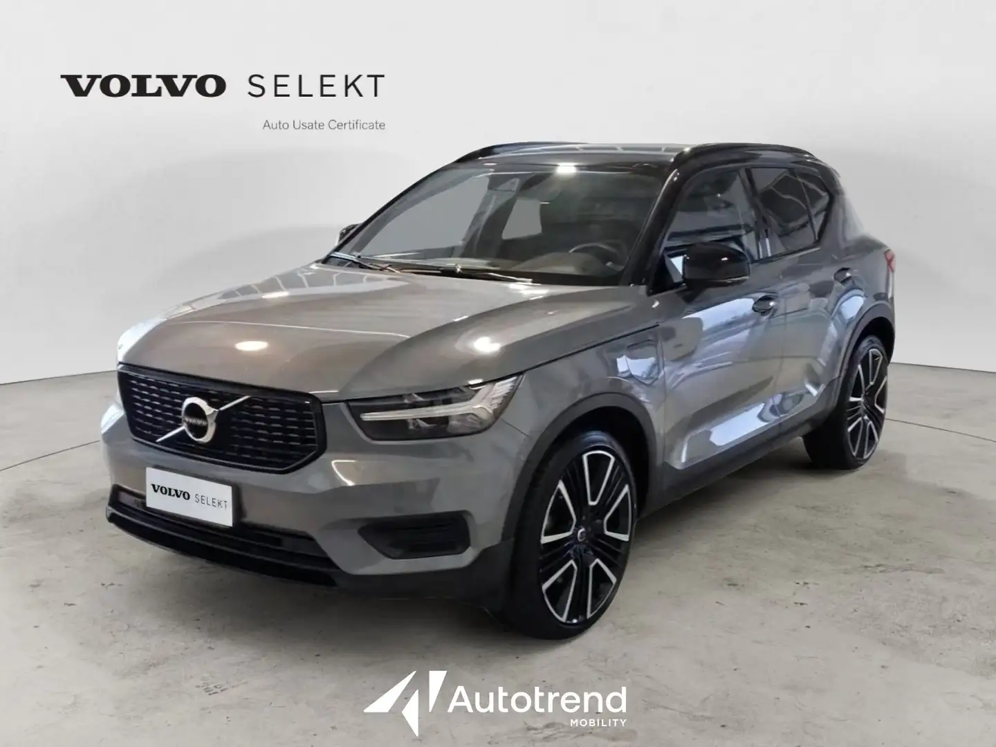 Volvo XC40 T5 180+82 CV Plug-in Hybrid Recharge R-design Grigio - 1