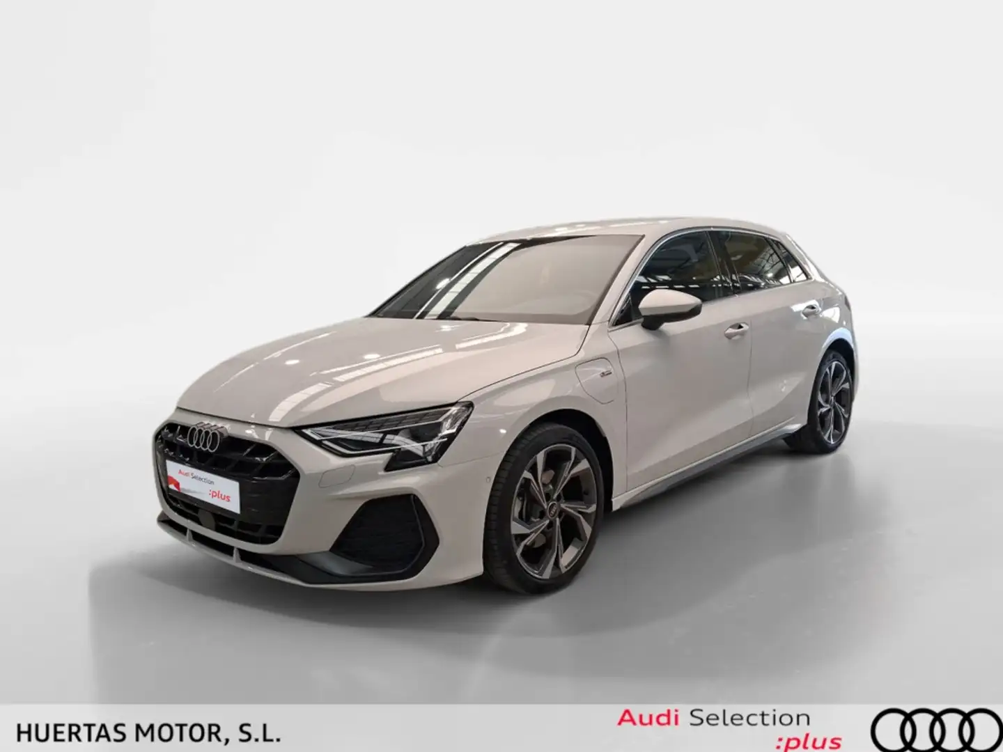 Audi A3 BERLINA CON PORTON 1.5 TFSI E 150KW S TRON S LINE Blanco - 1