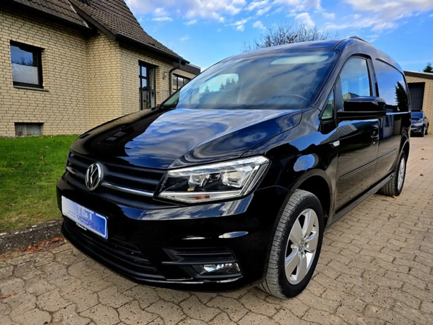 Volkswagen Caddy Maxi 2,0 TDI DSG LED Schwarz - 1