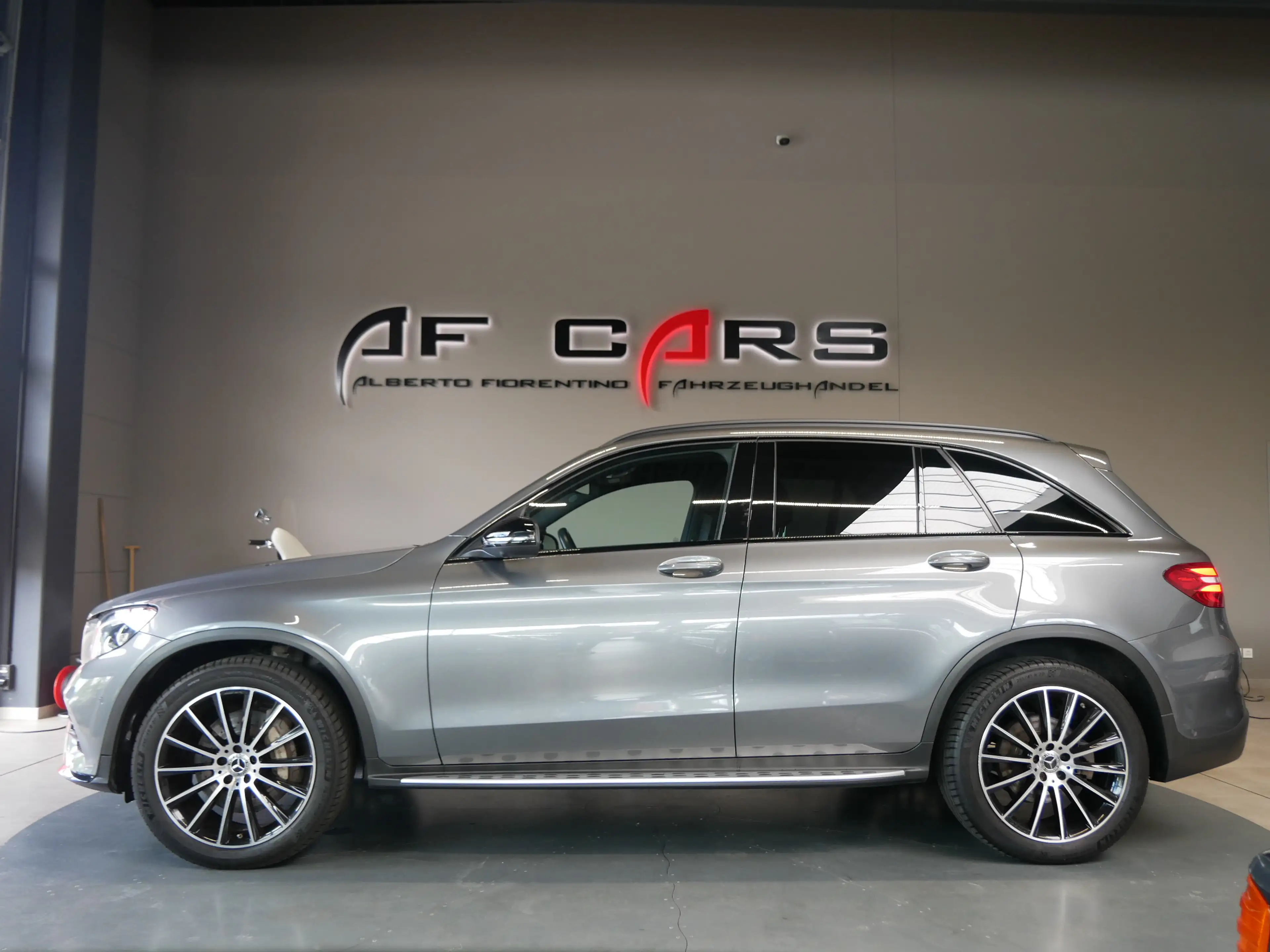 Mercedes-Benz GLC 350 d 4M AMG Standhz. Pano Junge Sterne 0428 — photo 2