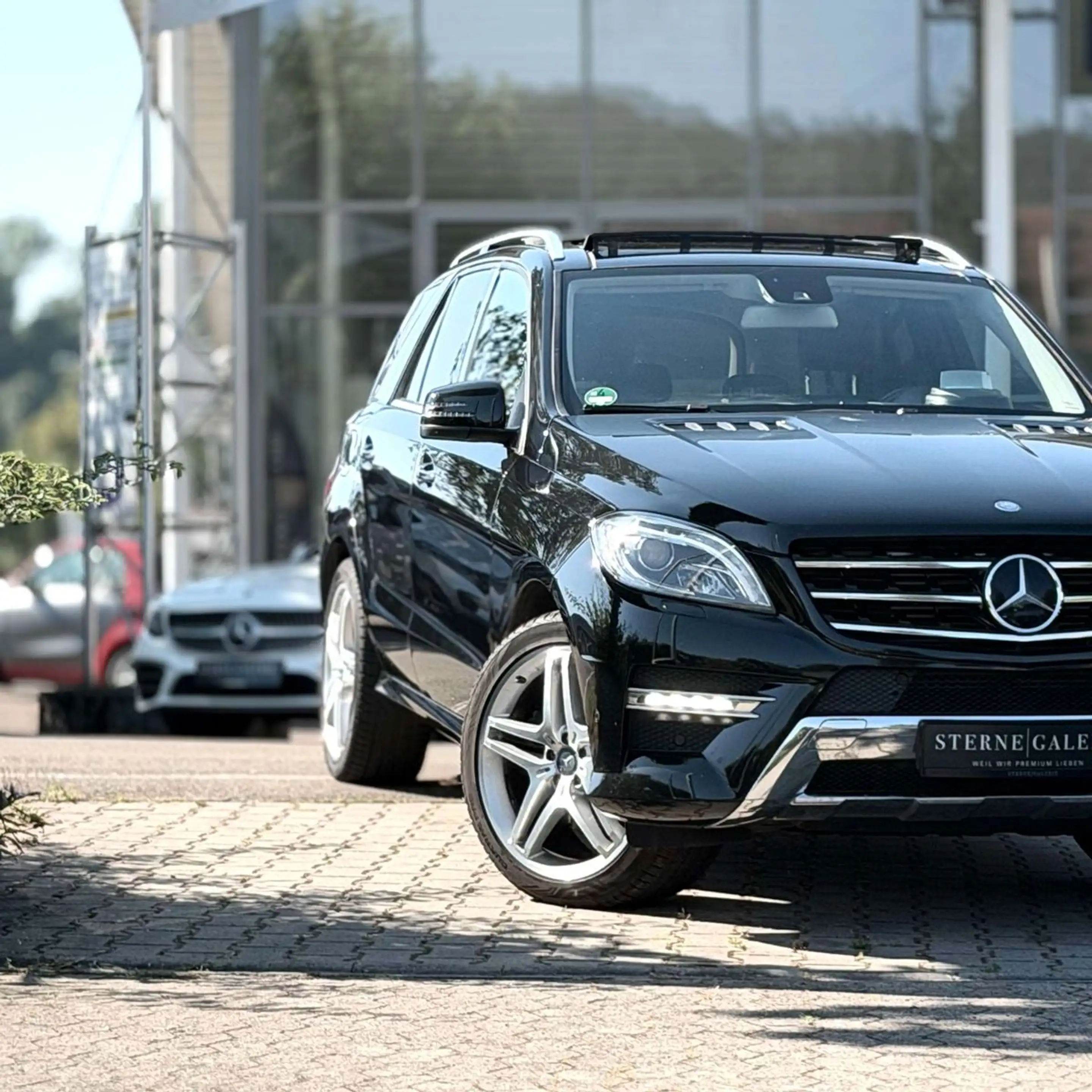 Mercedes-Benz ML 350 AMG-LINE/KAMERA/SHZ/MEM/PANO/AHK