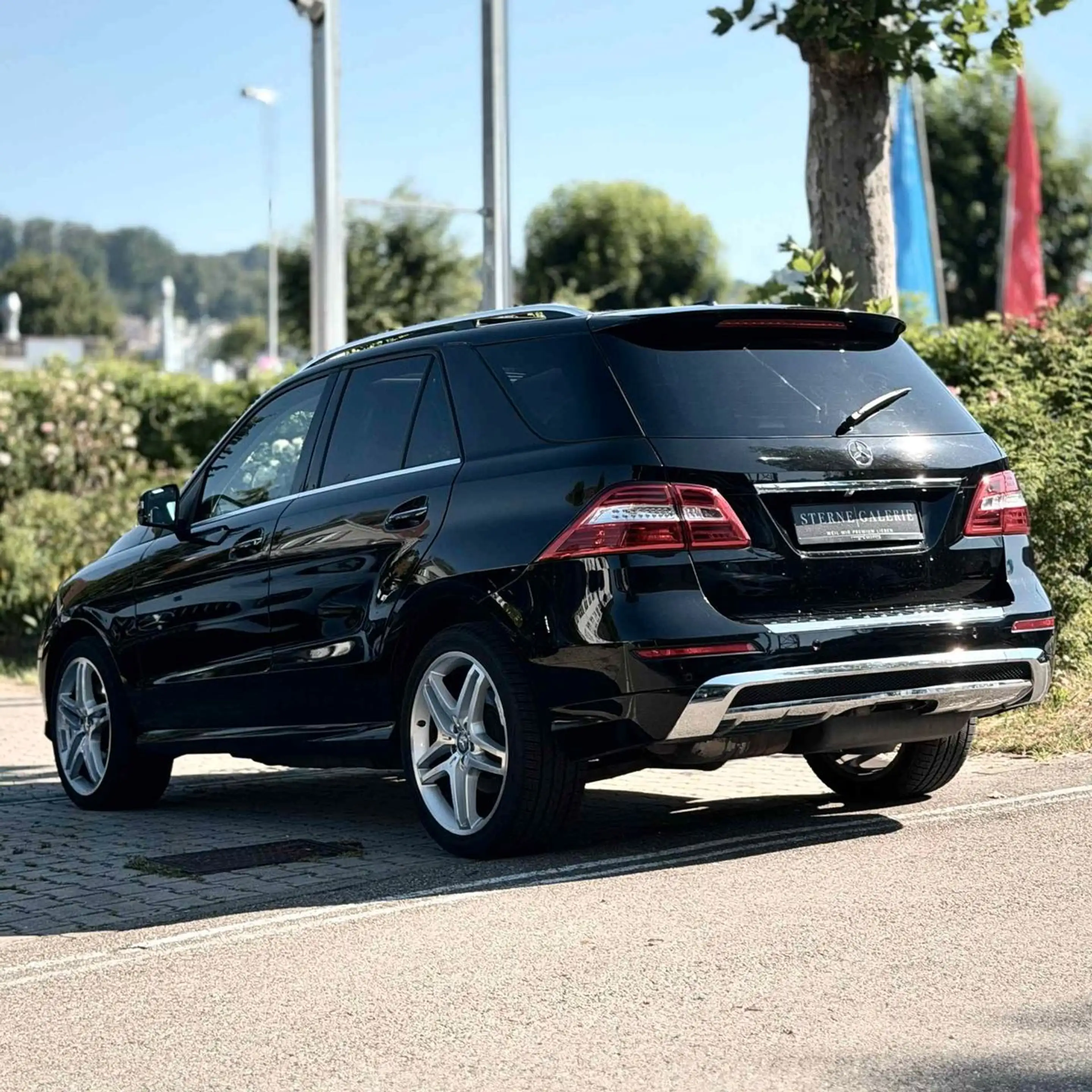 Mercedes-Benz ML 350 AMG-LINE/KAMERA/SHZ/MEM/PANO/AHK — photo 5