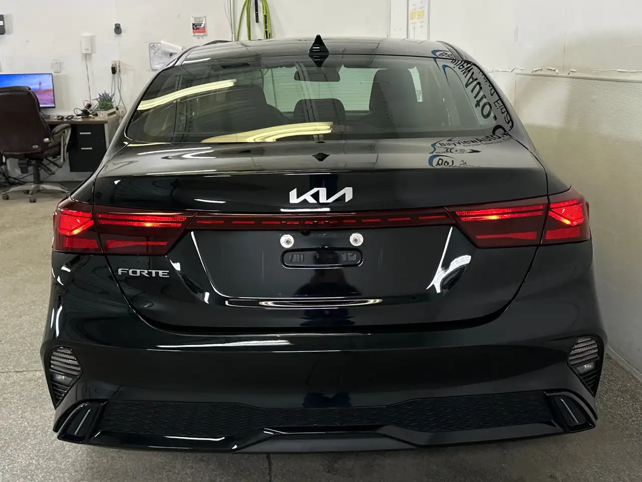 Kia Forte снимка Kia Forte