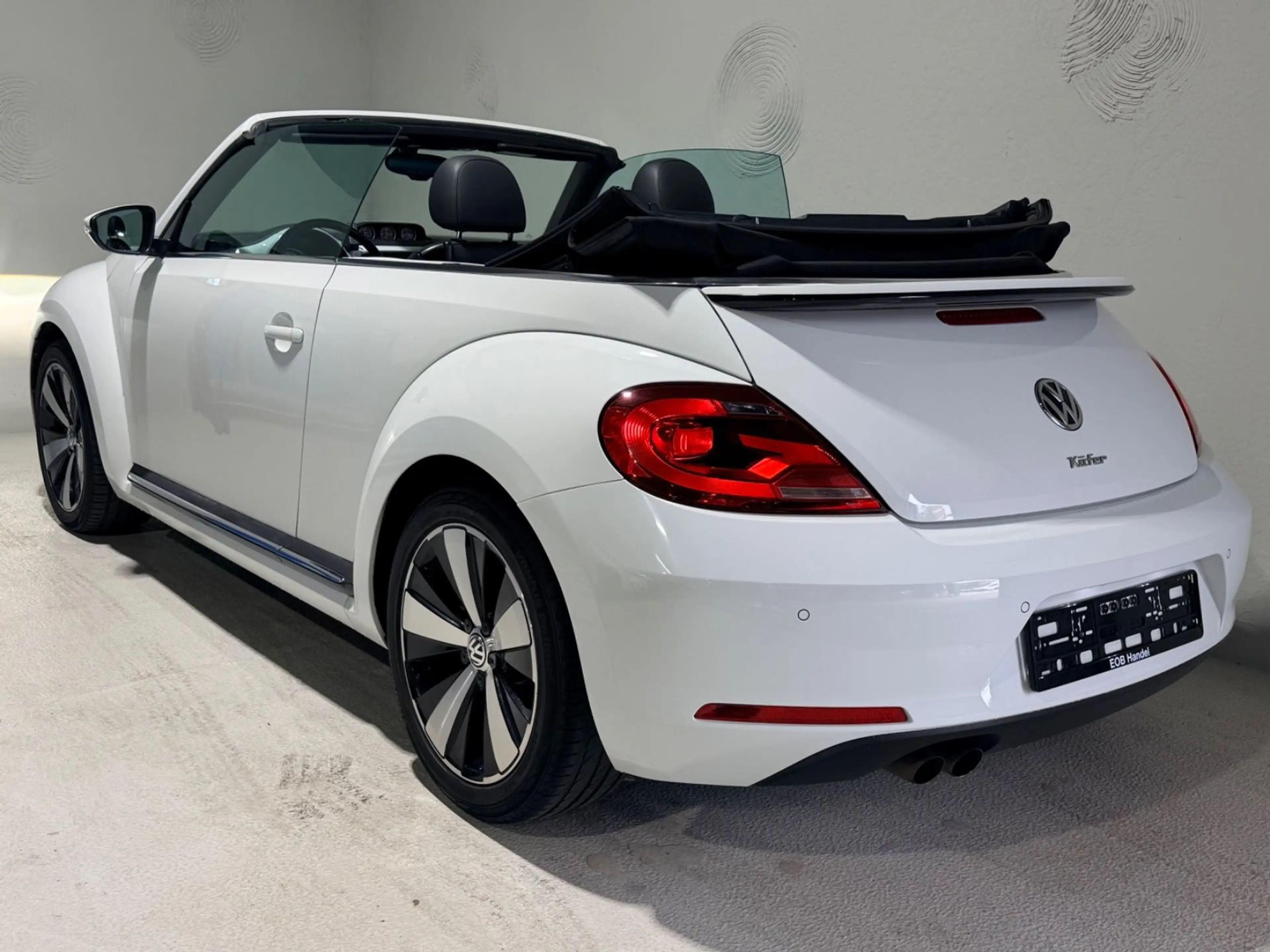 Volkswagen Beetle Cabriolet Cup*Xenon*Leder*TÜVNEU — photo 13