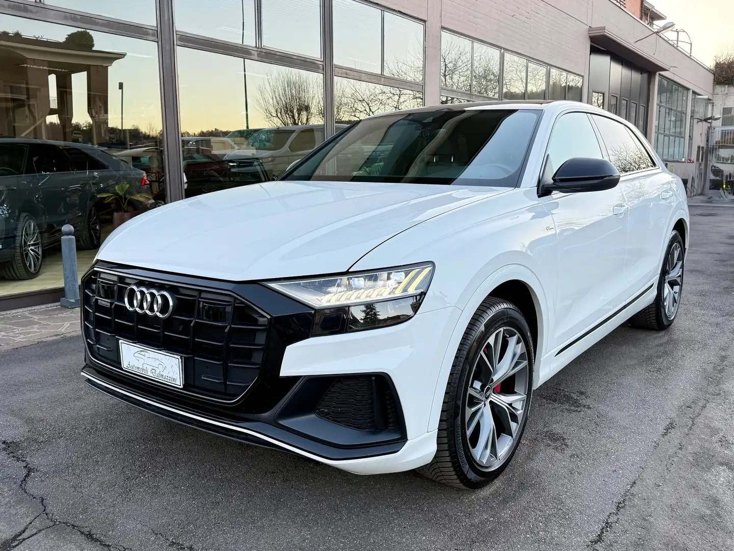 Audi Q8 Q8 50 TDI 286 CV QUATTRO S-LINE Wit - 2
