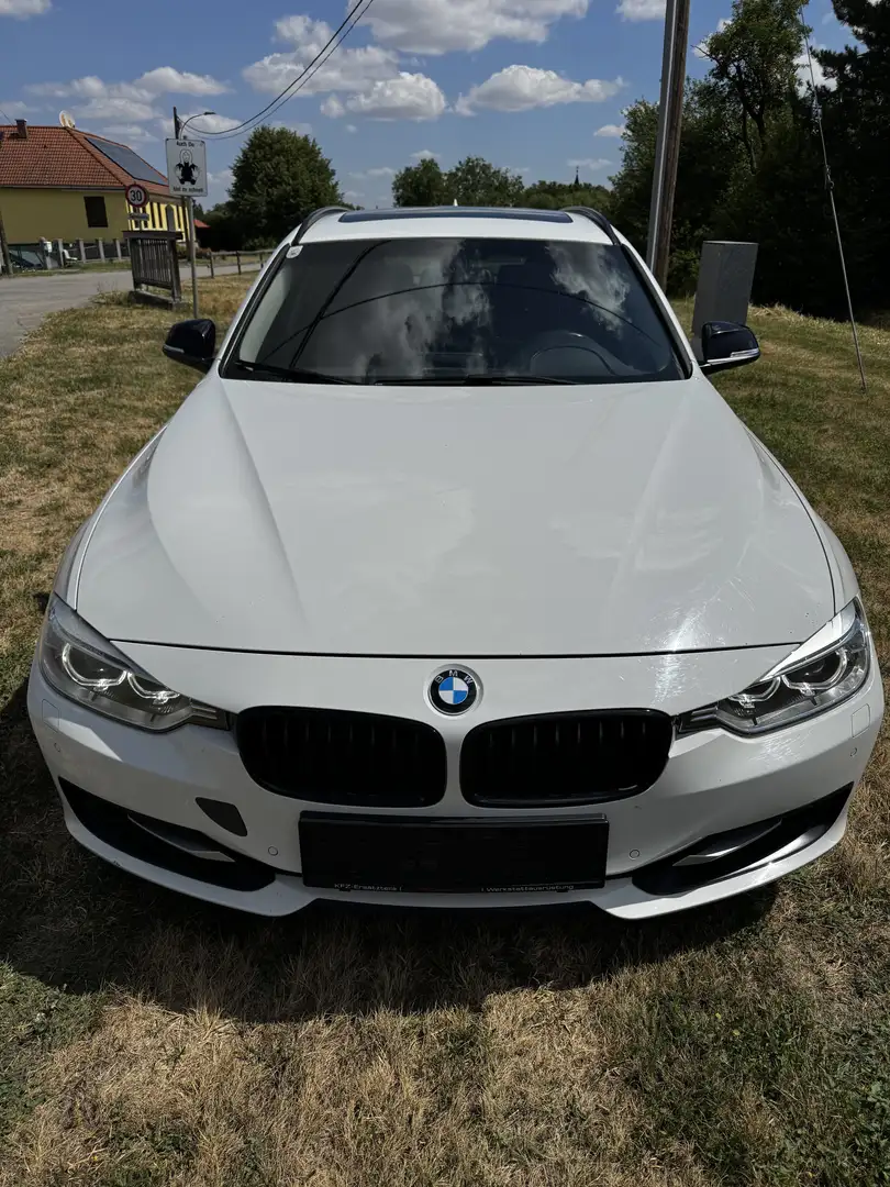 BMW 318 318d Touring Sport - 2