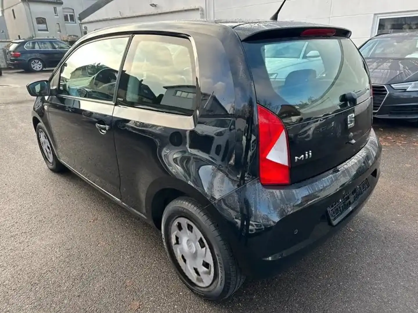 SEAT Mii 1,0 Style Fekete - 2