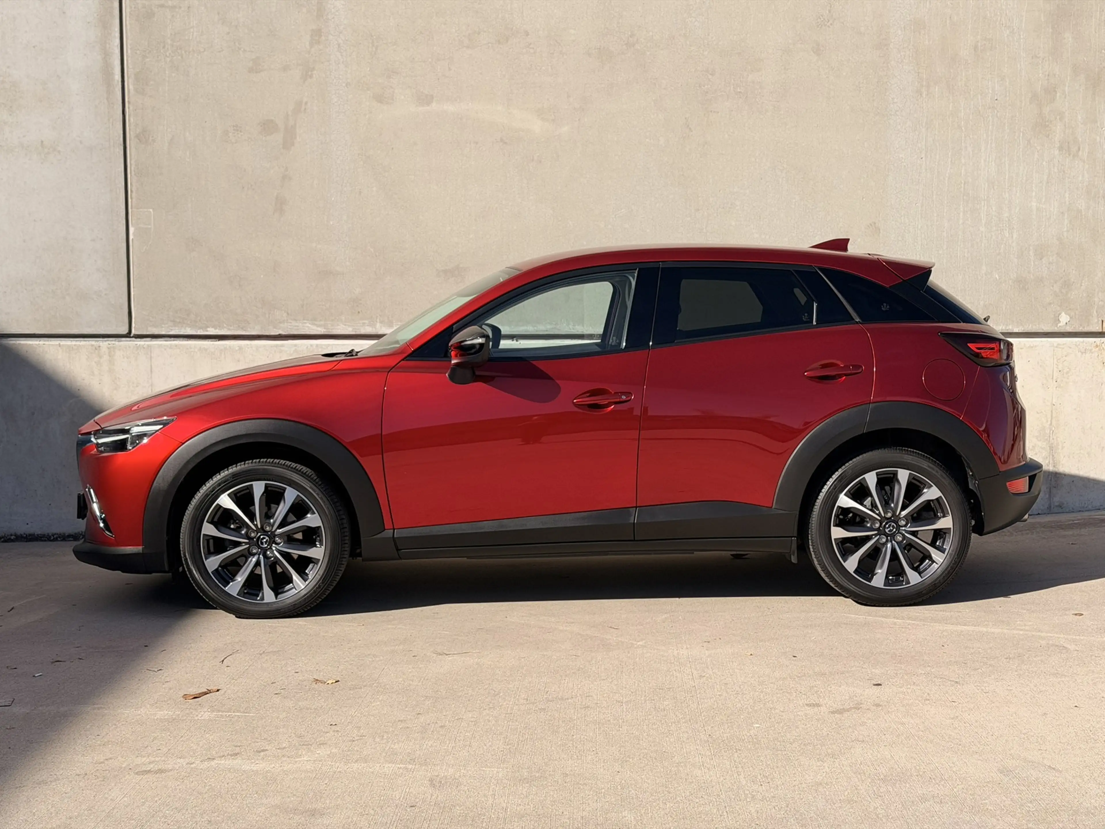 Mazda CX-3 2.0 SkyActiv-G 121 Luxury Aut. Leder/alca CarPlay — photo 3