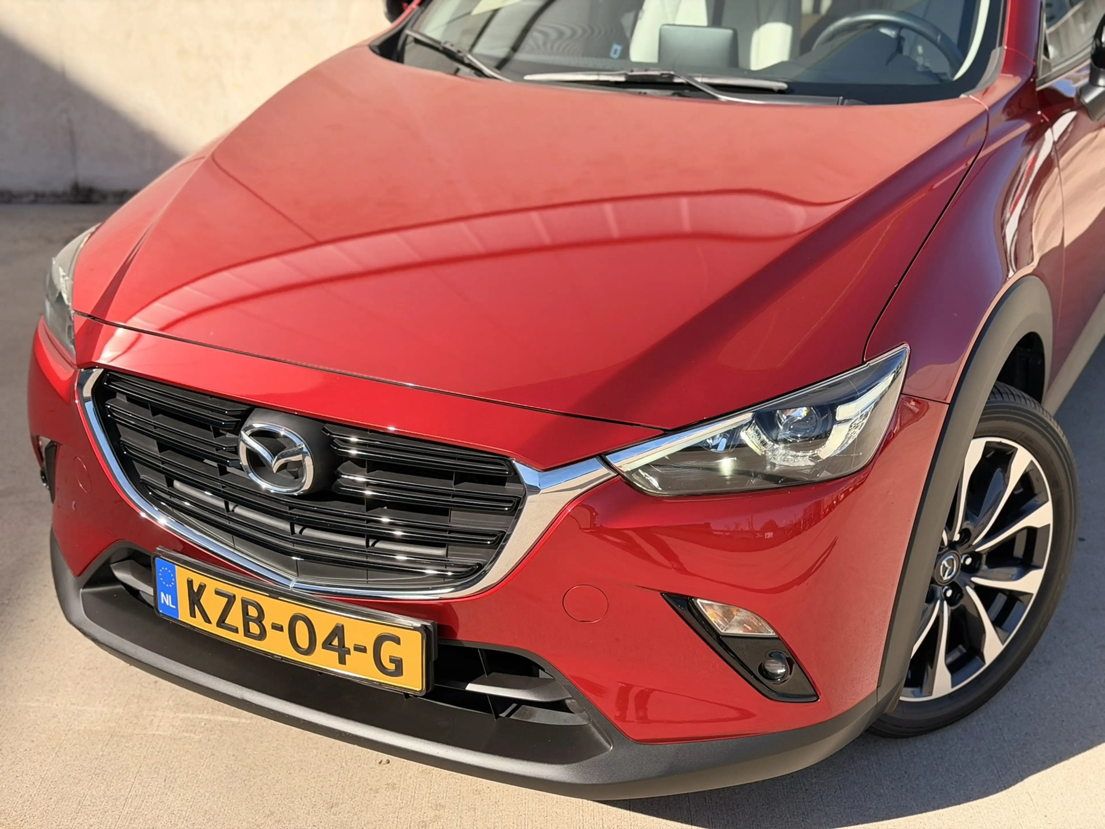 Mazda CX-3 2.0 SkyActiv-G 121 Luxury Aut. Leder/alca CarPlay — photo 2
