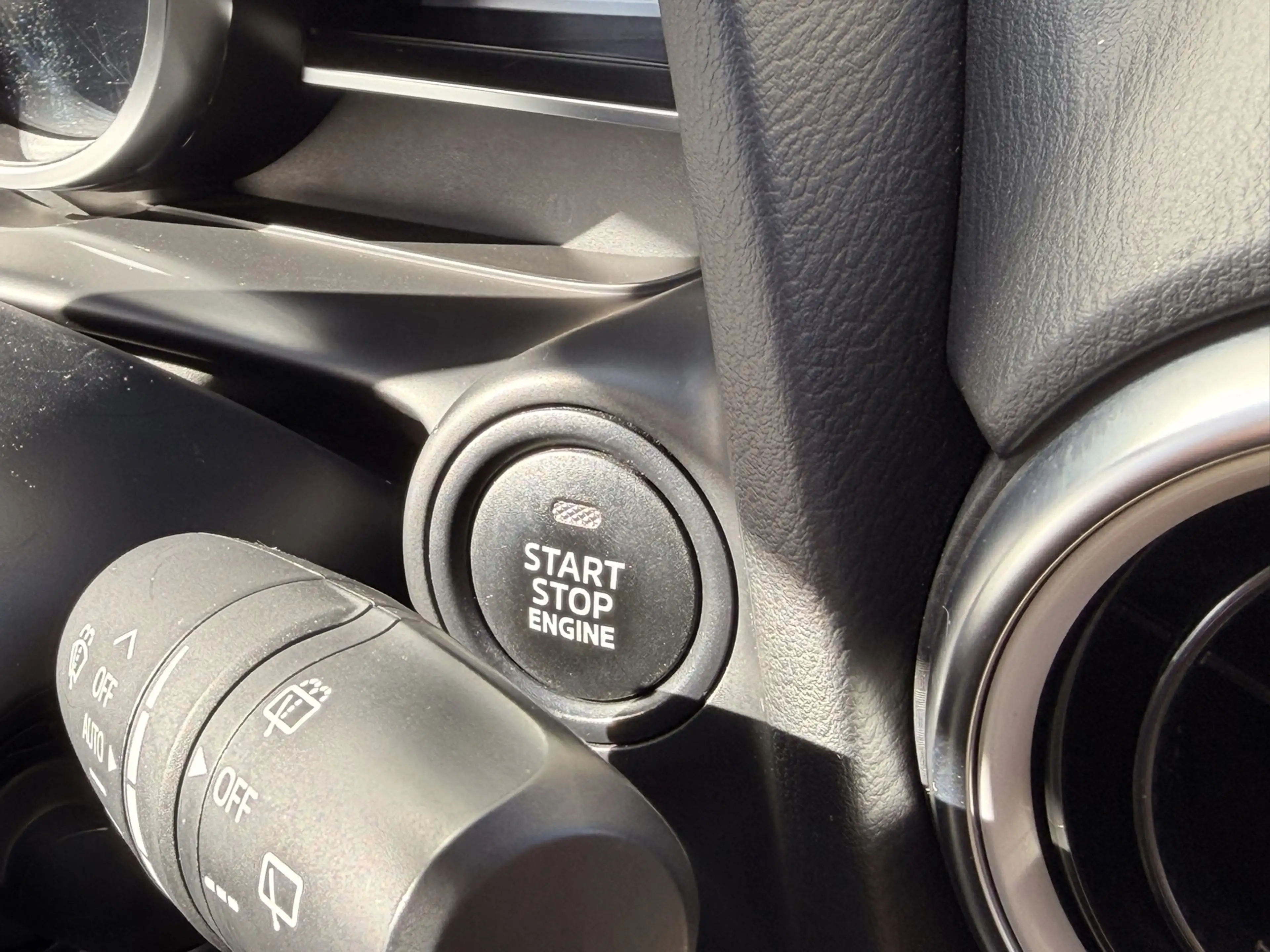 Mazda CX-3 2.0 SkyActiv-G 121 Luxury Aut. Leder/alca CarPlay — photo 19
