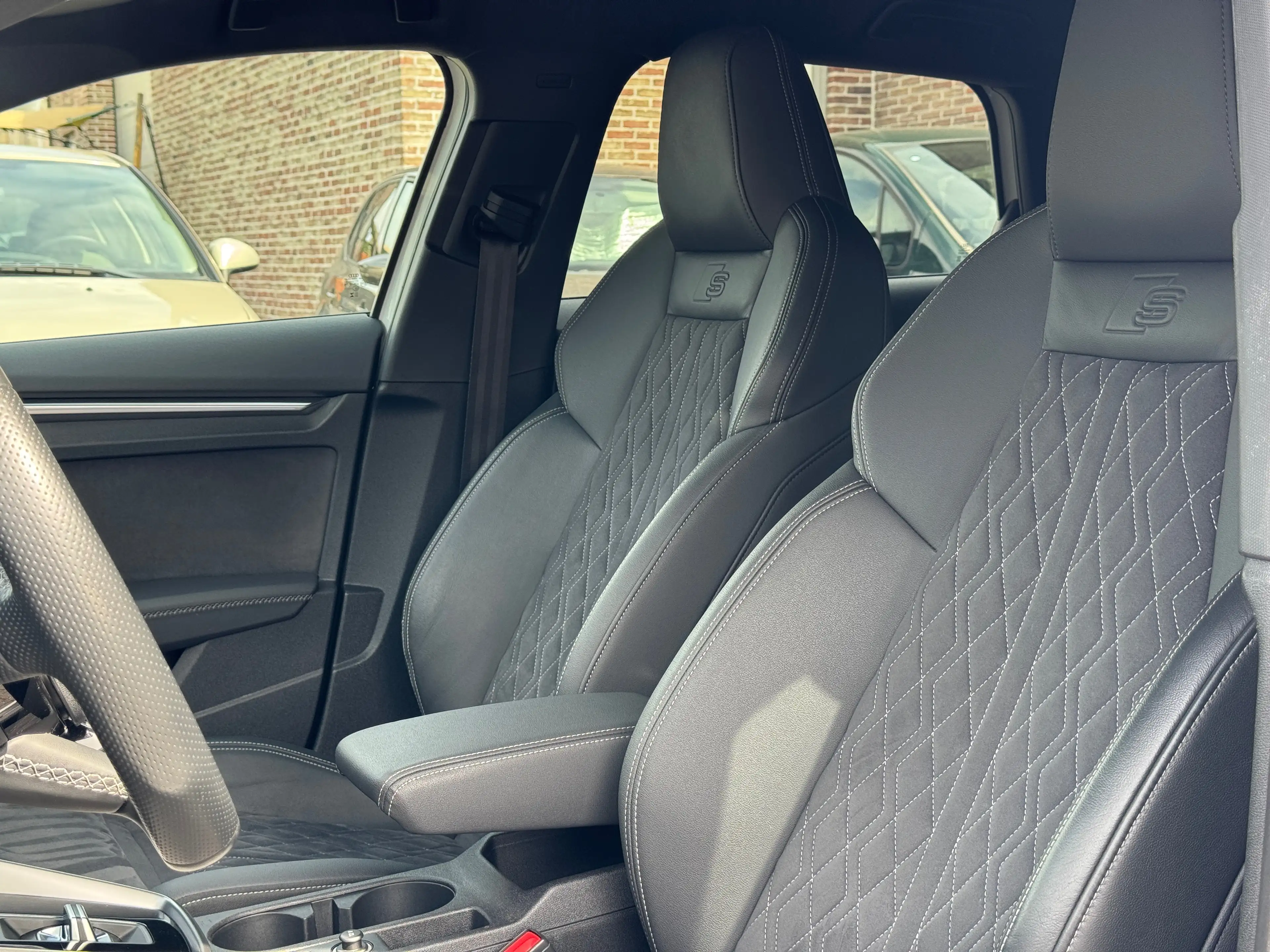 Audi A3 Sportback 35 TFSI S-line | Black optic | LED | Camera | Ambient | CarPlay — photo 6