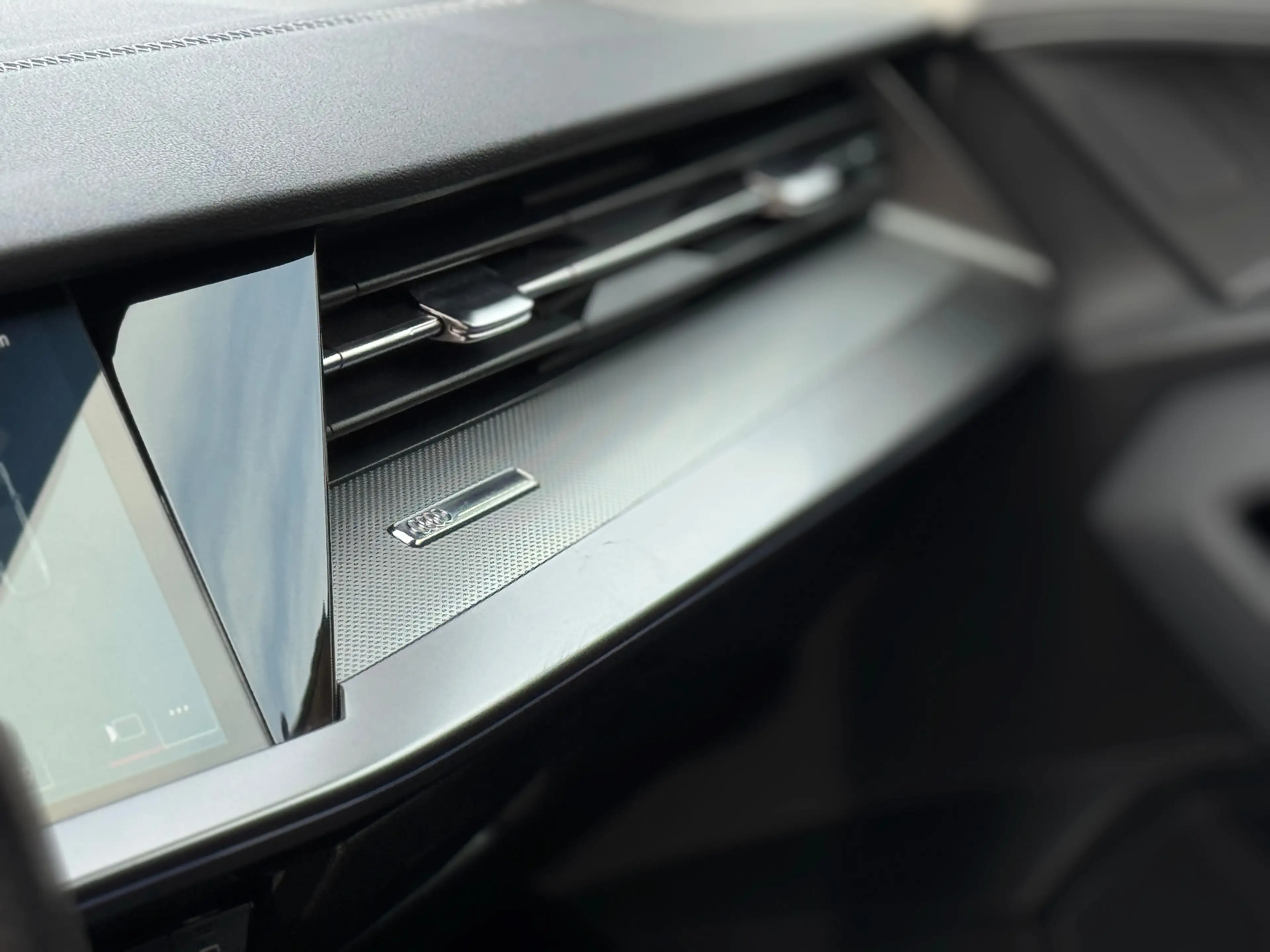 Audi A3 Sportback 35 TFSI S-line | Black optic | LED | Camera | Ambient | CarPlay — photo 18