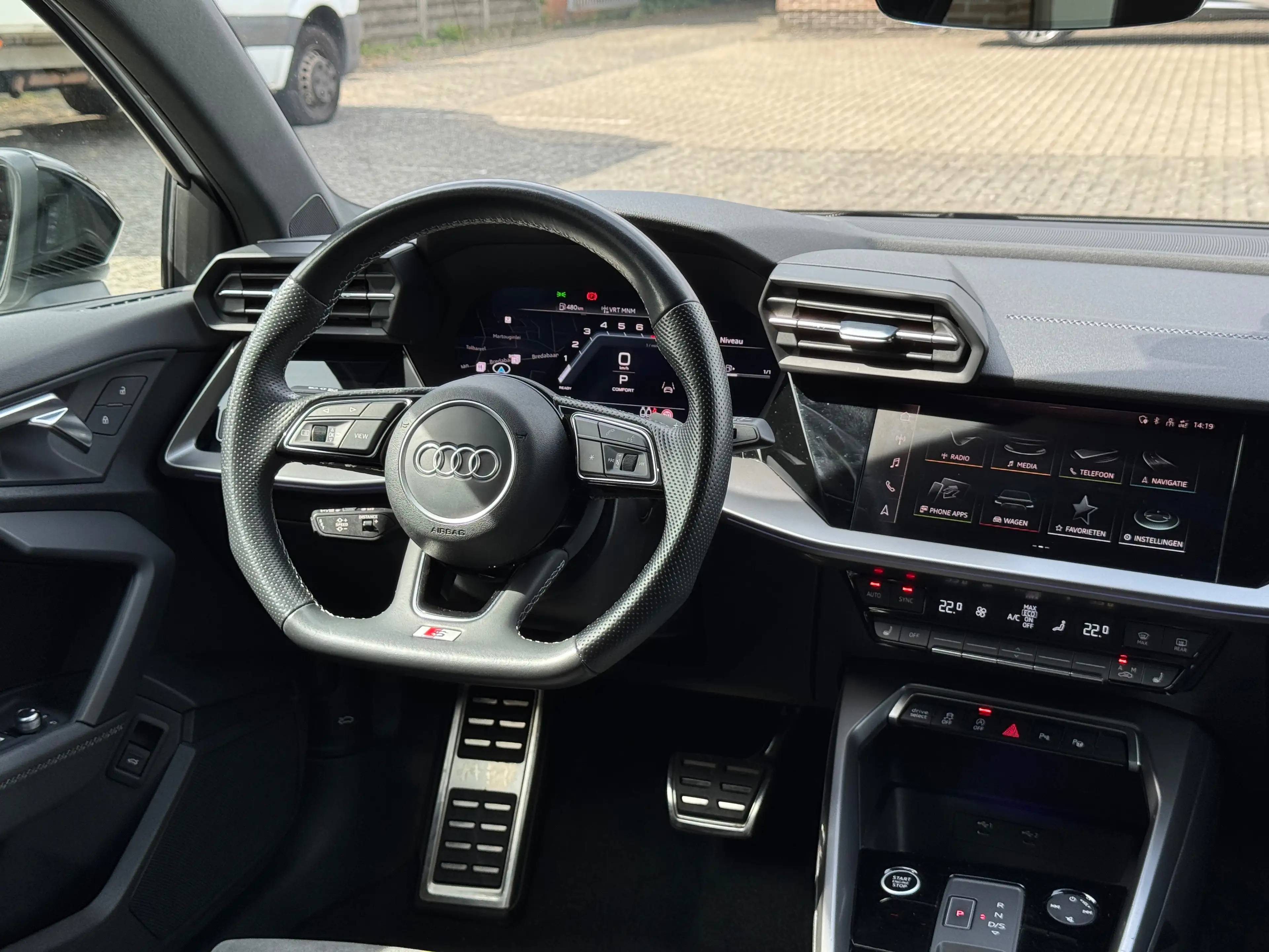 Audi A3 Sportback 35 TFSI S-line | Black optic | LED | Camera | Ambient | CarPlay — photo 8
