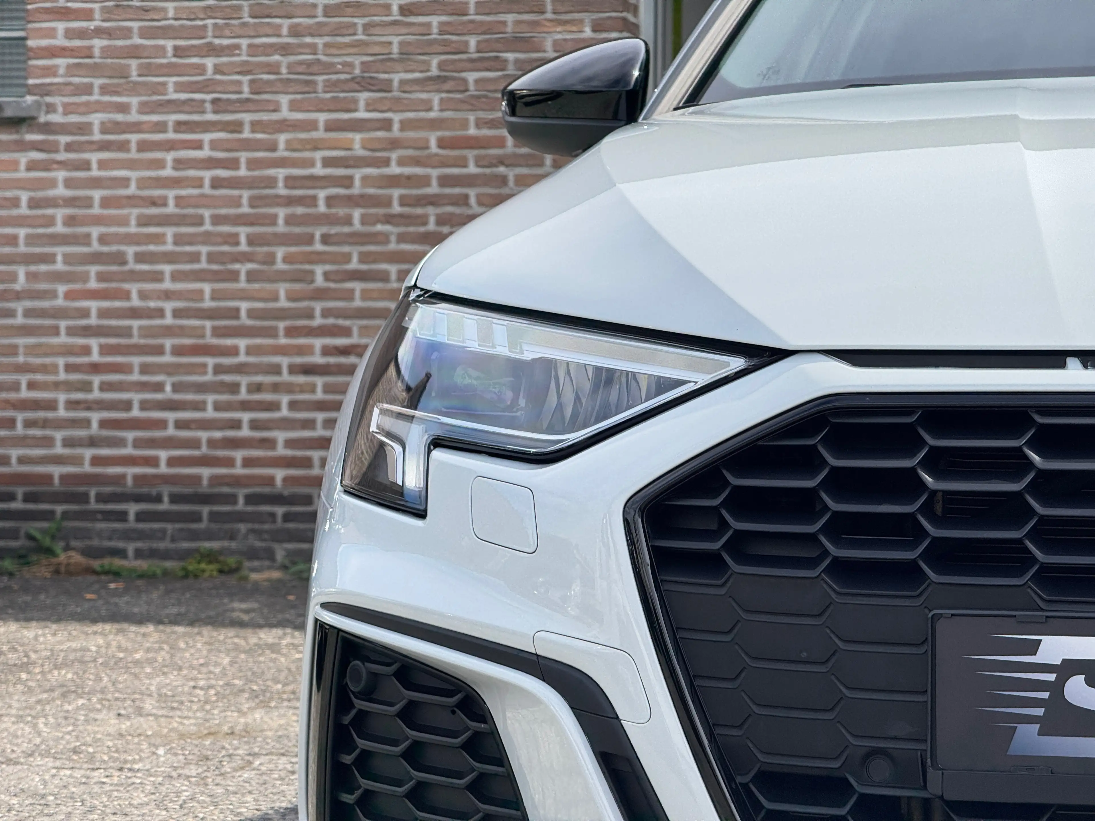 Audi A3 Sportback 35 TFSI S-line | Black optic | LED | Camera | Ambient | CarPlay — photo 25
