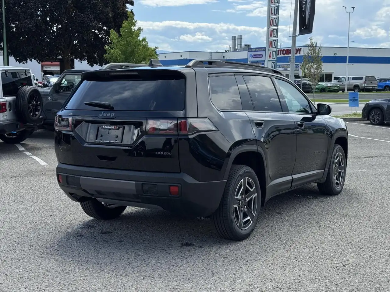 Jeep Cherokee снимка Jeep Cherokee