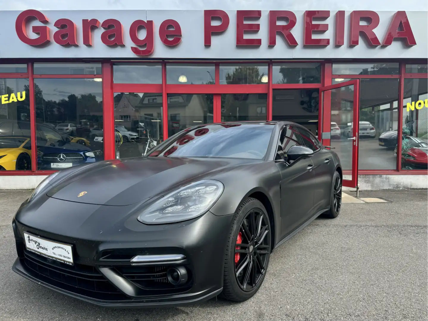 Porsche Panamera 4.0 V8 TURBO CARBON BOSE CUIR NAVI Noir - 2