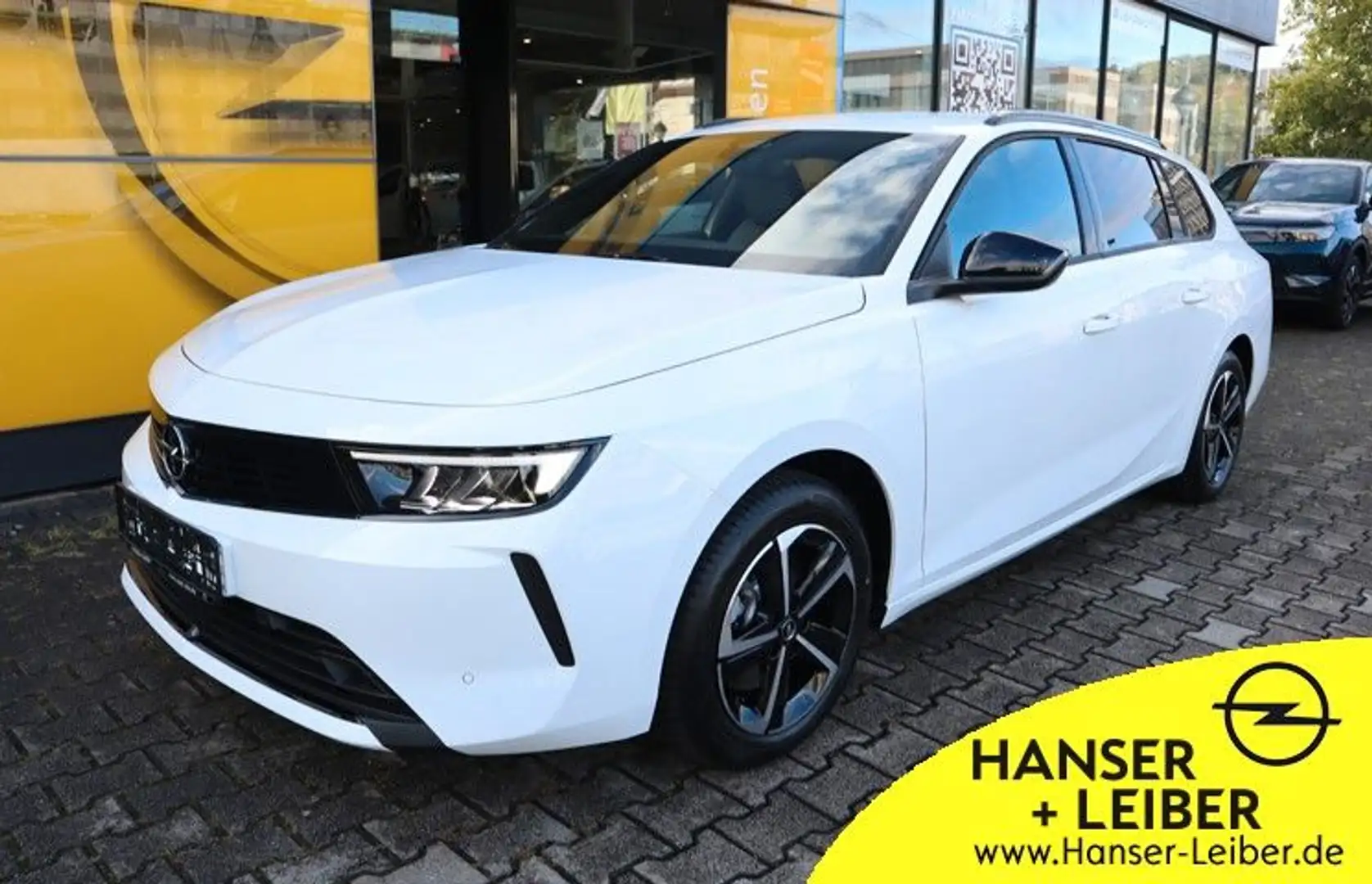 Opel Astra 1.2T MT6 Sports Tourer Edition, 180°Kamera Violett - 1