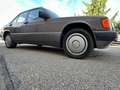 Mercedes-Benz 190 190D - thumbnail 19