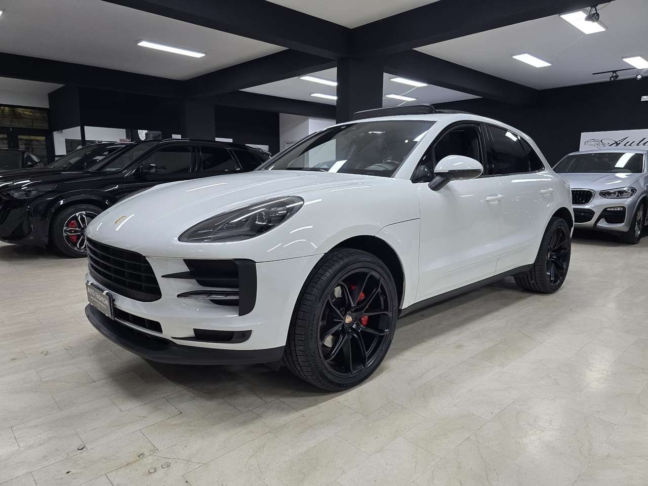 Porsche Macan Macan I 2021 2.0 245cv pdk (Tetto-cerchi21)