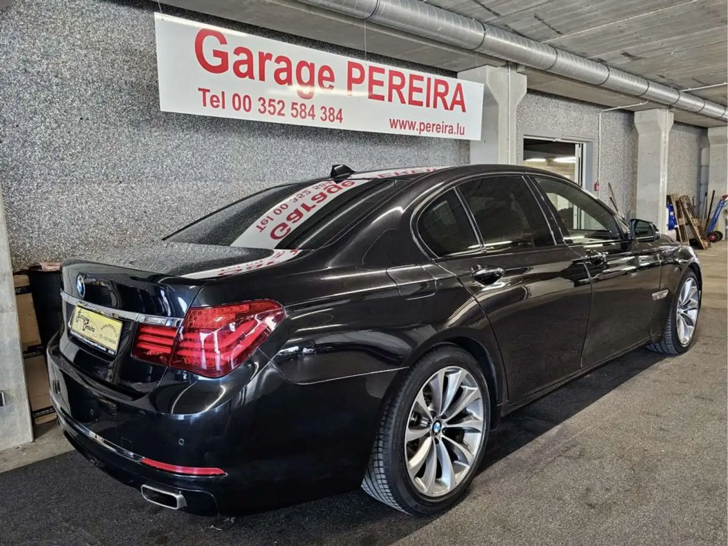 BMW 750 D XDRIVE INDIVIDUAL 1 HAND SOFTCLOSE HEAD UP HARMA Zwart - 2