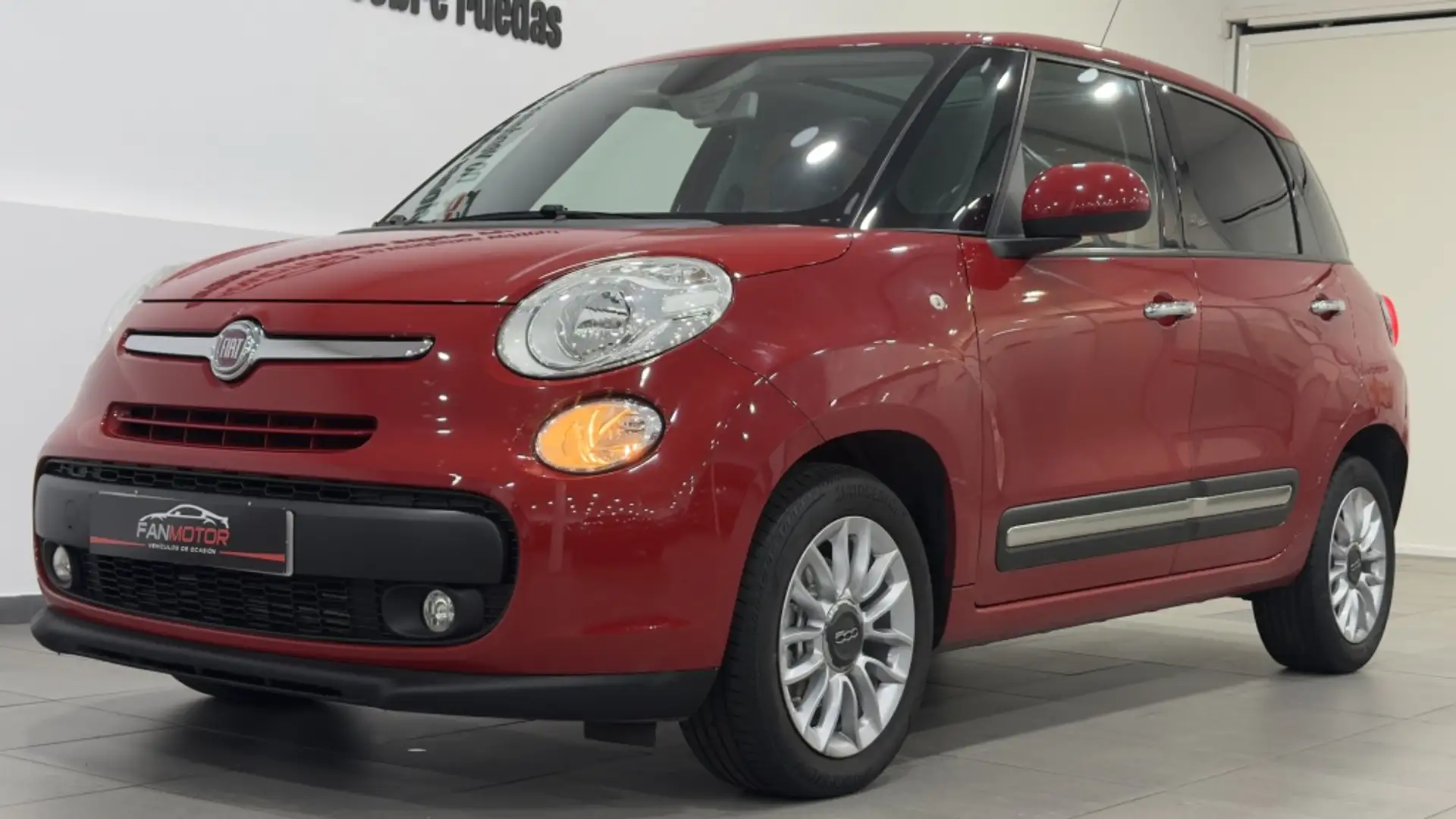 Fiat 500L 1.6Mjt II S&S Lounge 105 Rojo - 2