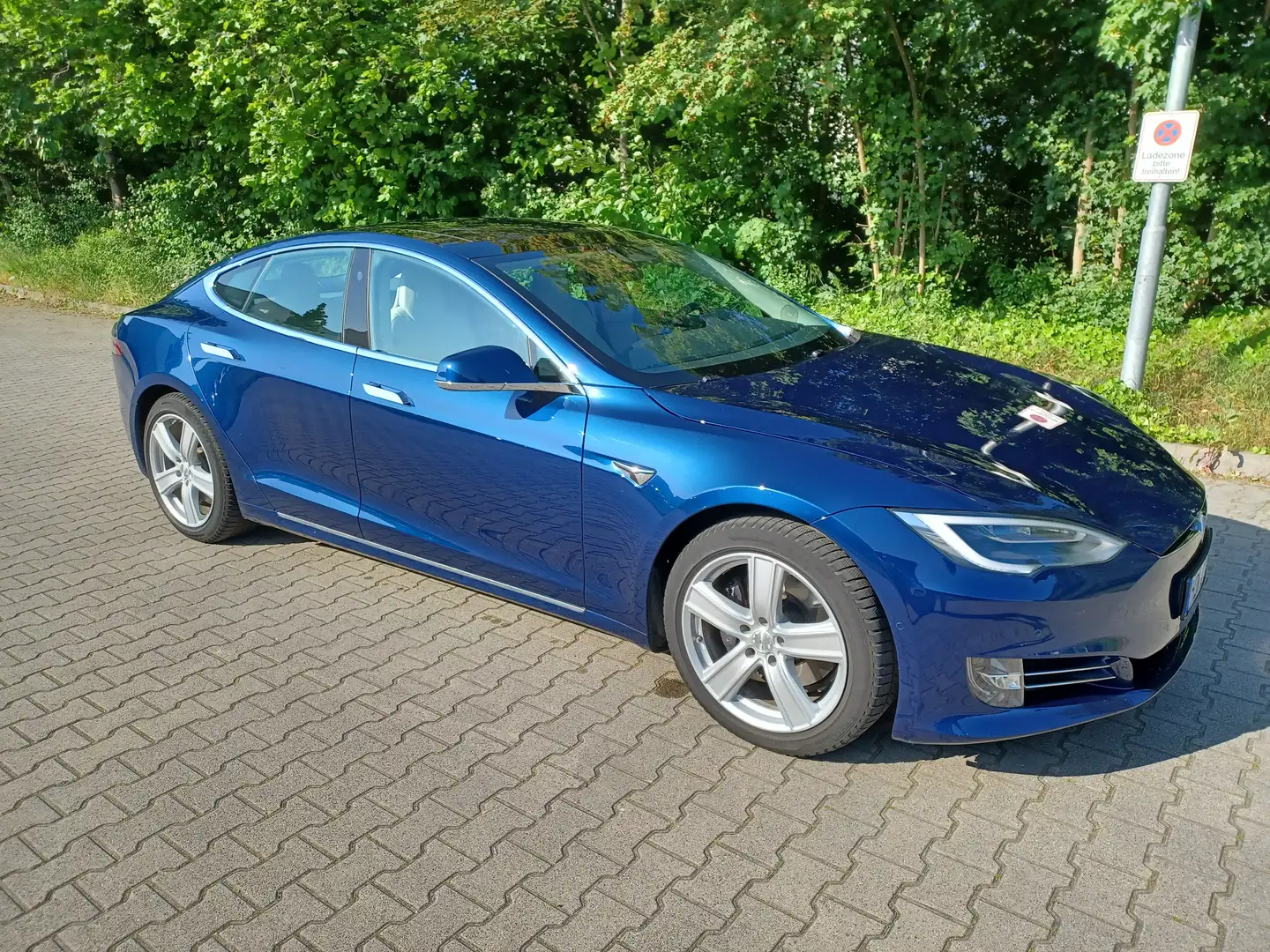 Tesla Model S Model S Modrá - 2