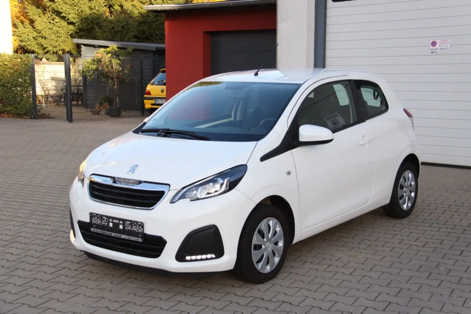 Peugeot 108 Active Sitzheizung / Allwetterreifen Weiß - 1