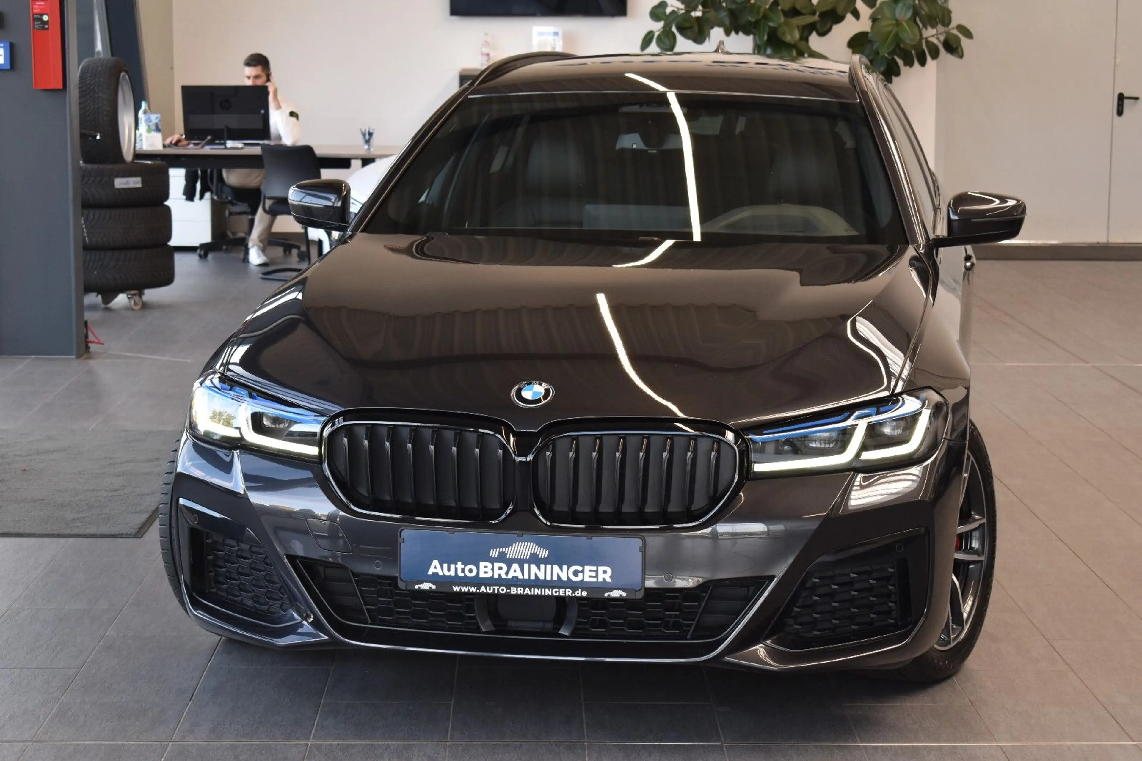 BMW 540 d Touring xDrive Aut. M Sport Laser~HUD~LiveC