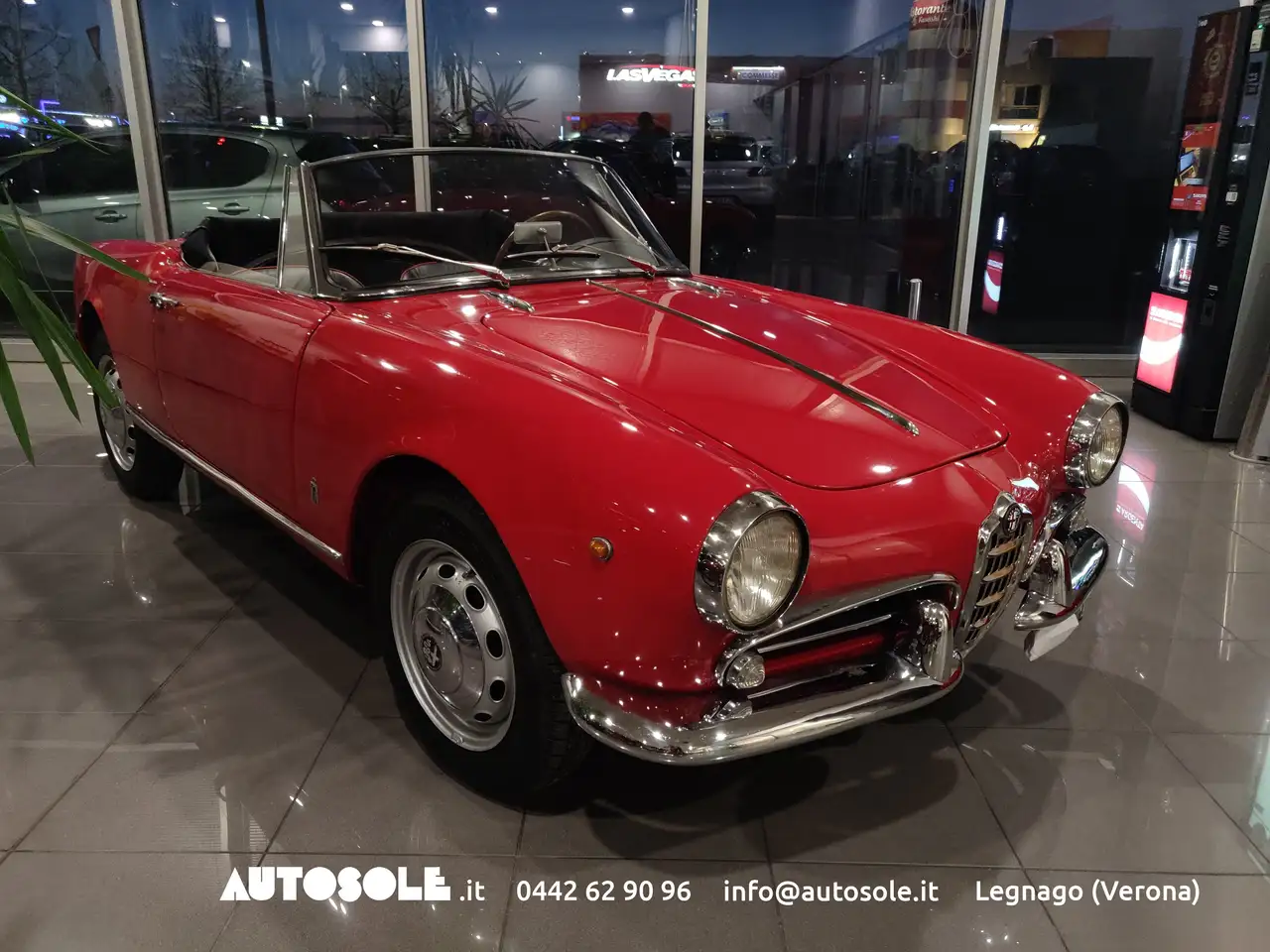 Alfa Romeo Giulietta Spider 1300 Type 101, foto 2